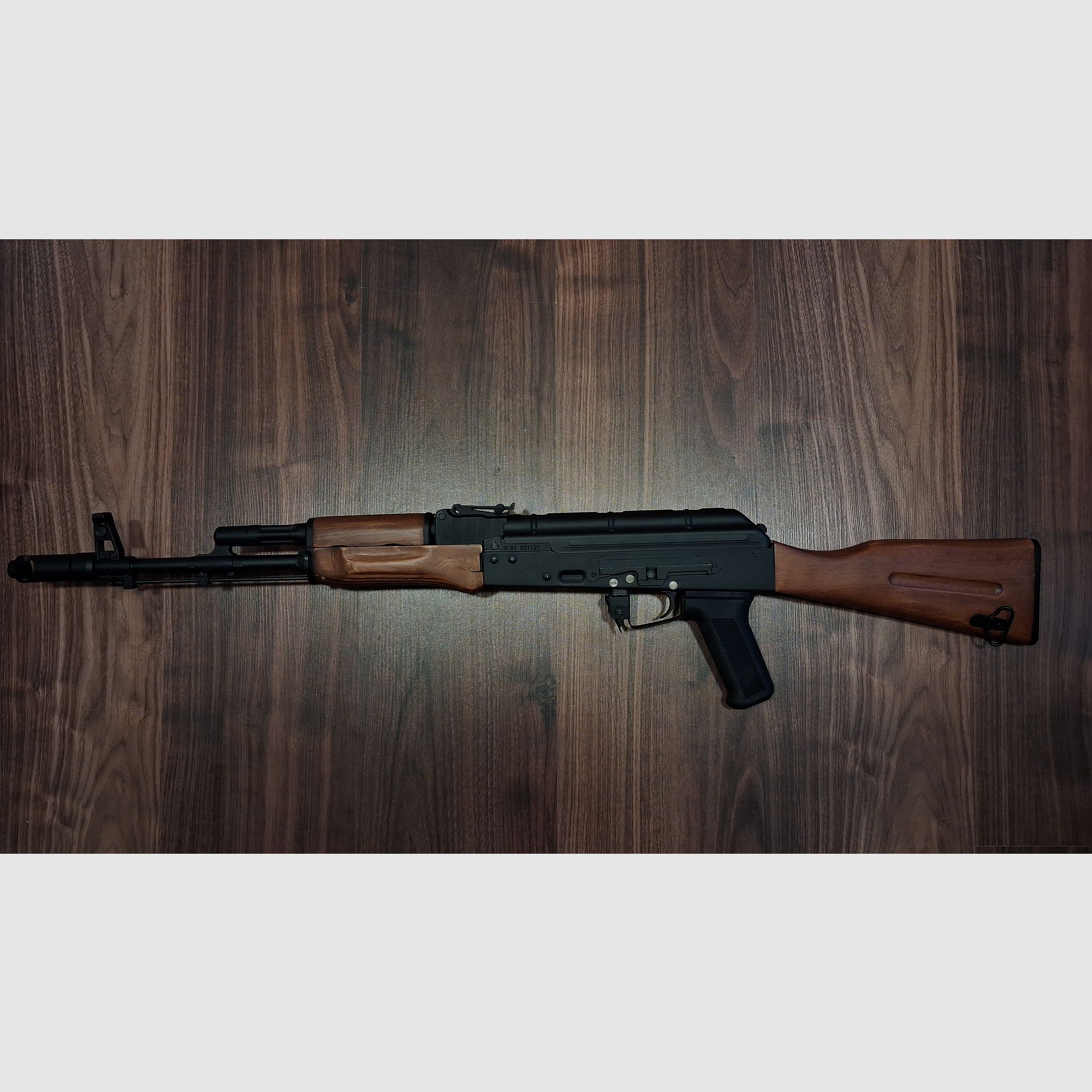 Airsoft AK 74 bois véritable/métal plein (Défectueux)