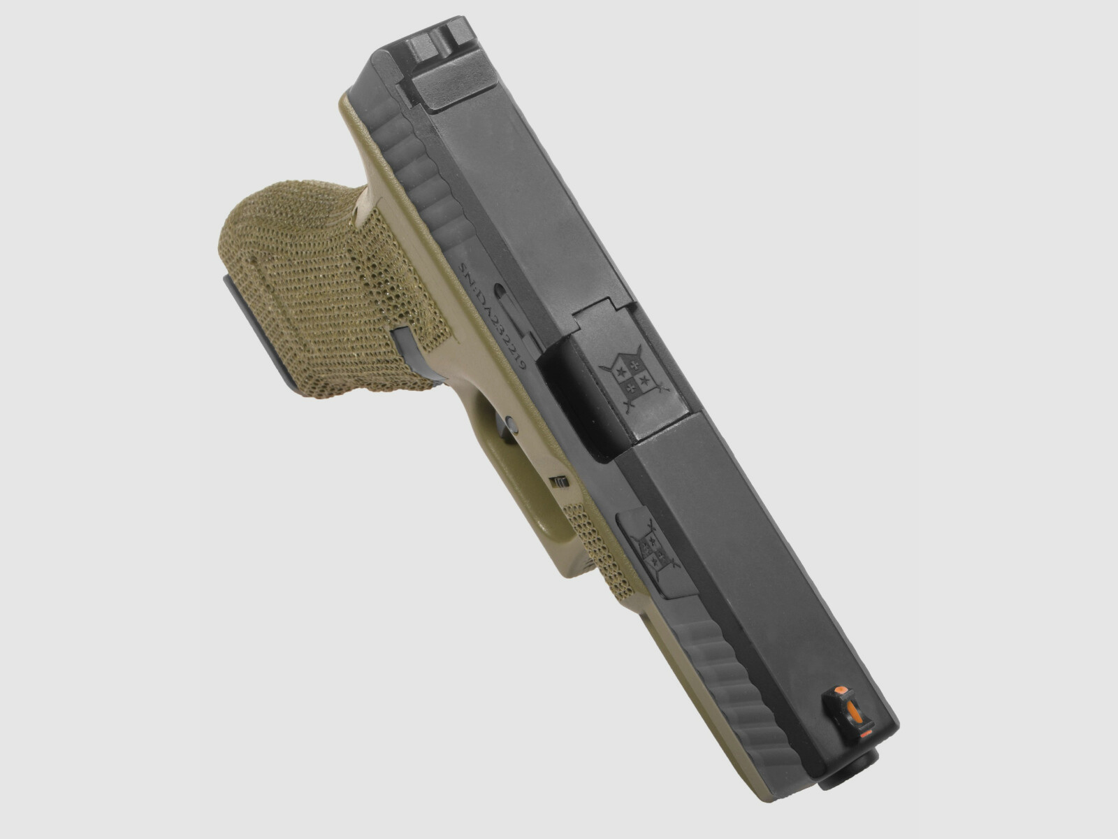 P04 GBB Airsoft Pistole in Oliv | Delta Armory