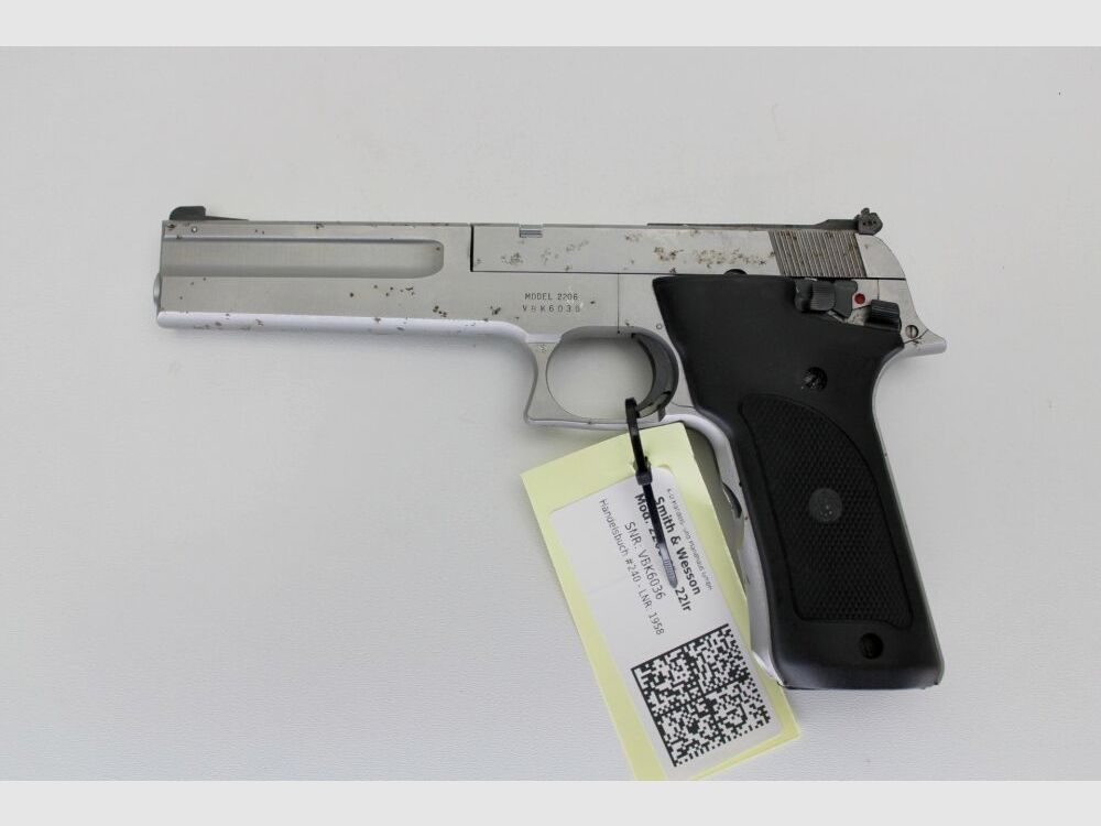 Smith & Wesson Mod. 2206 6" .22lr