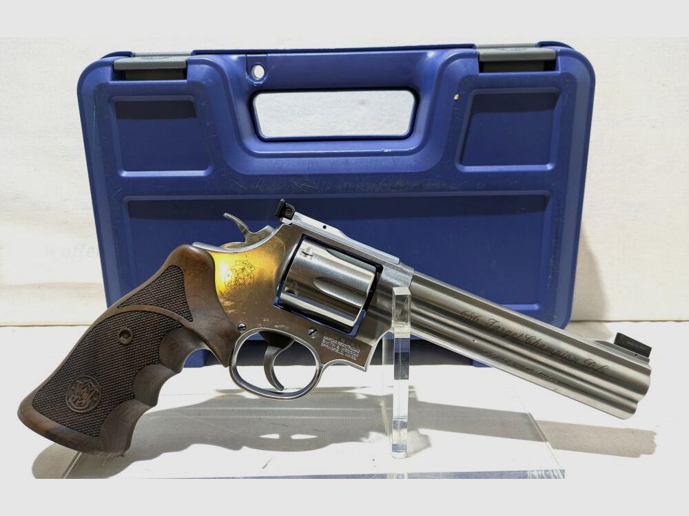 Smith & Wesson 686