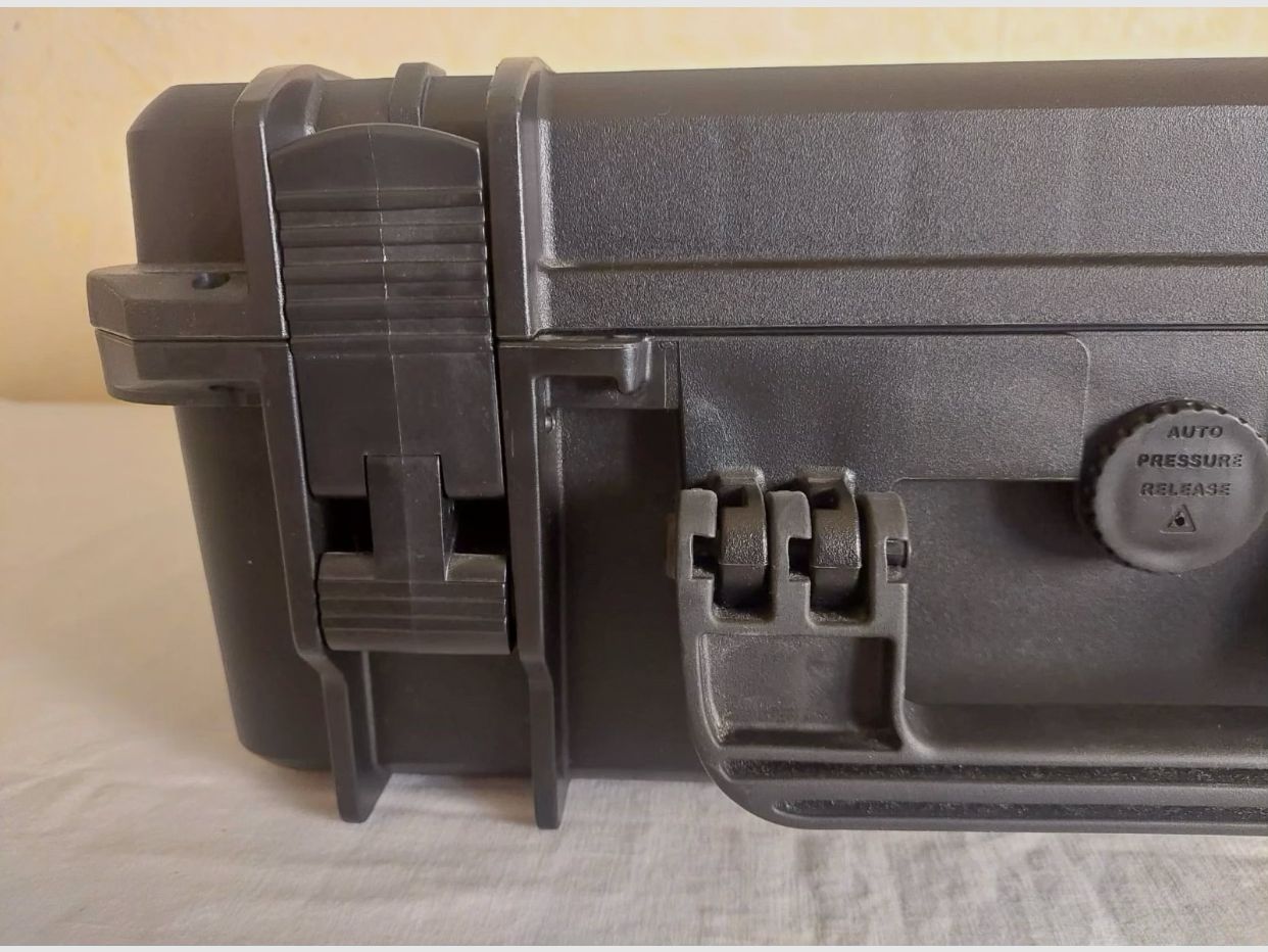 Hartschalenkoffer Modell 430 (19 Liter)