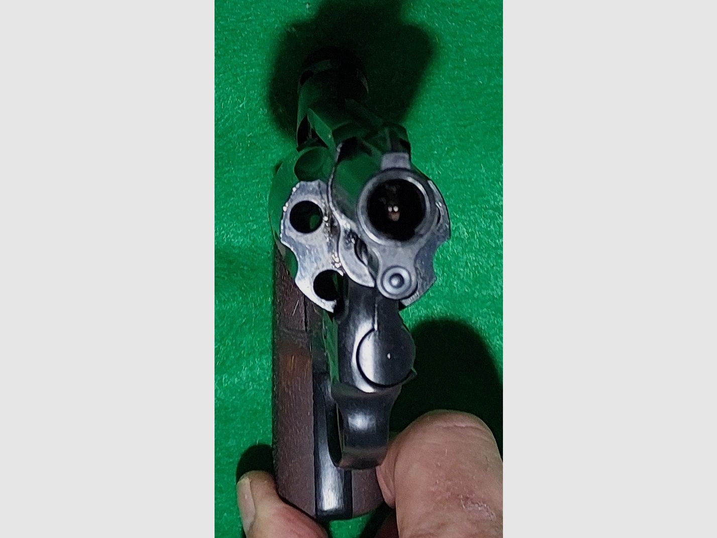Weihrauch HW37 cal. 9mm R.K. (PTB 887) mit Holzgriffschalen und Lederholster