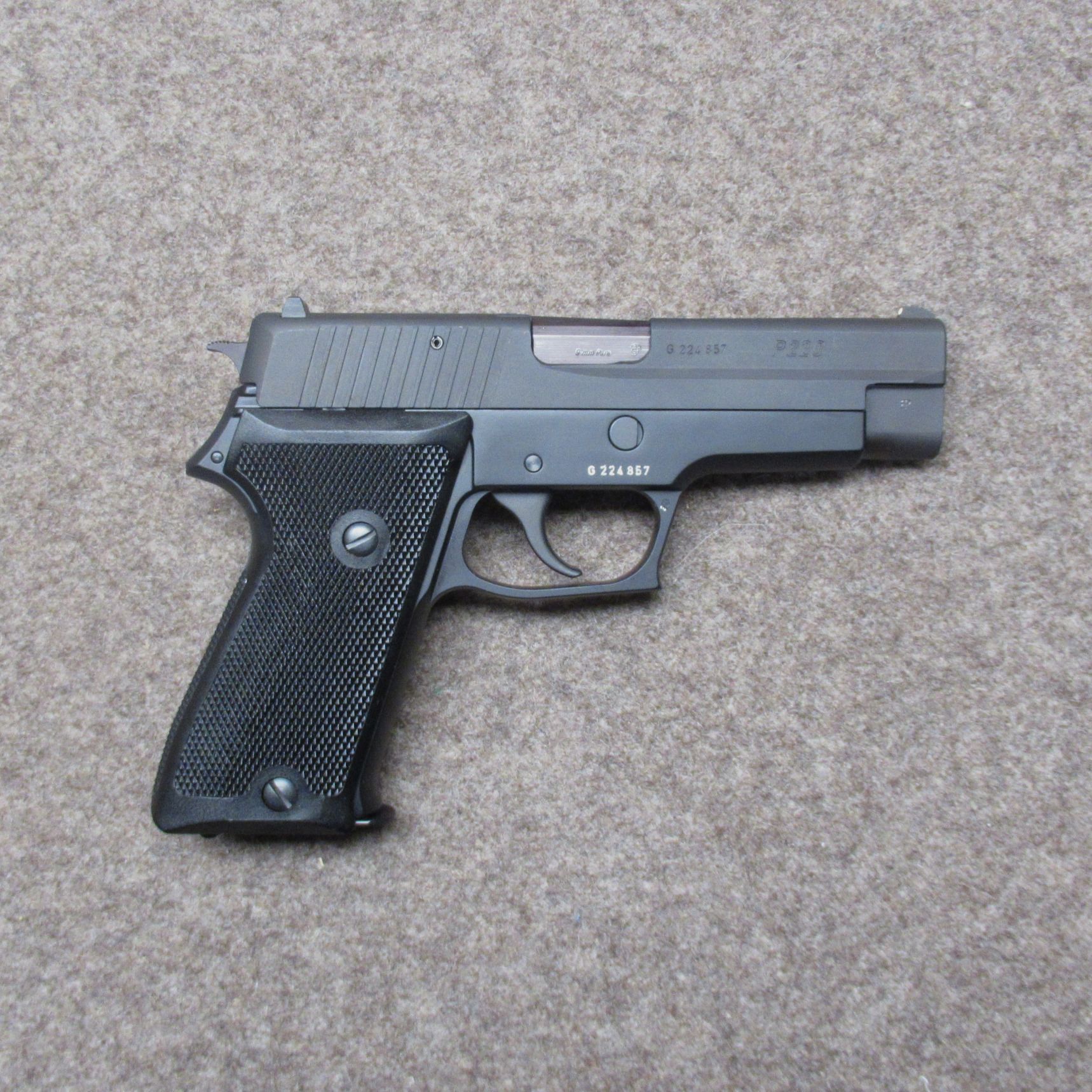 Pistole SIG SAUER mod. P220 Kal. 9x19 para, Bild 1 von 4