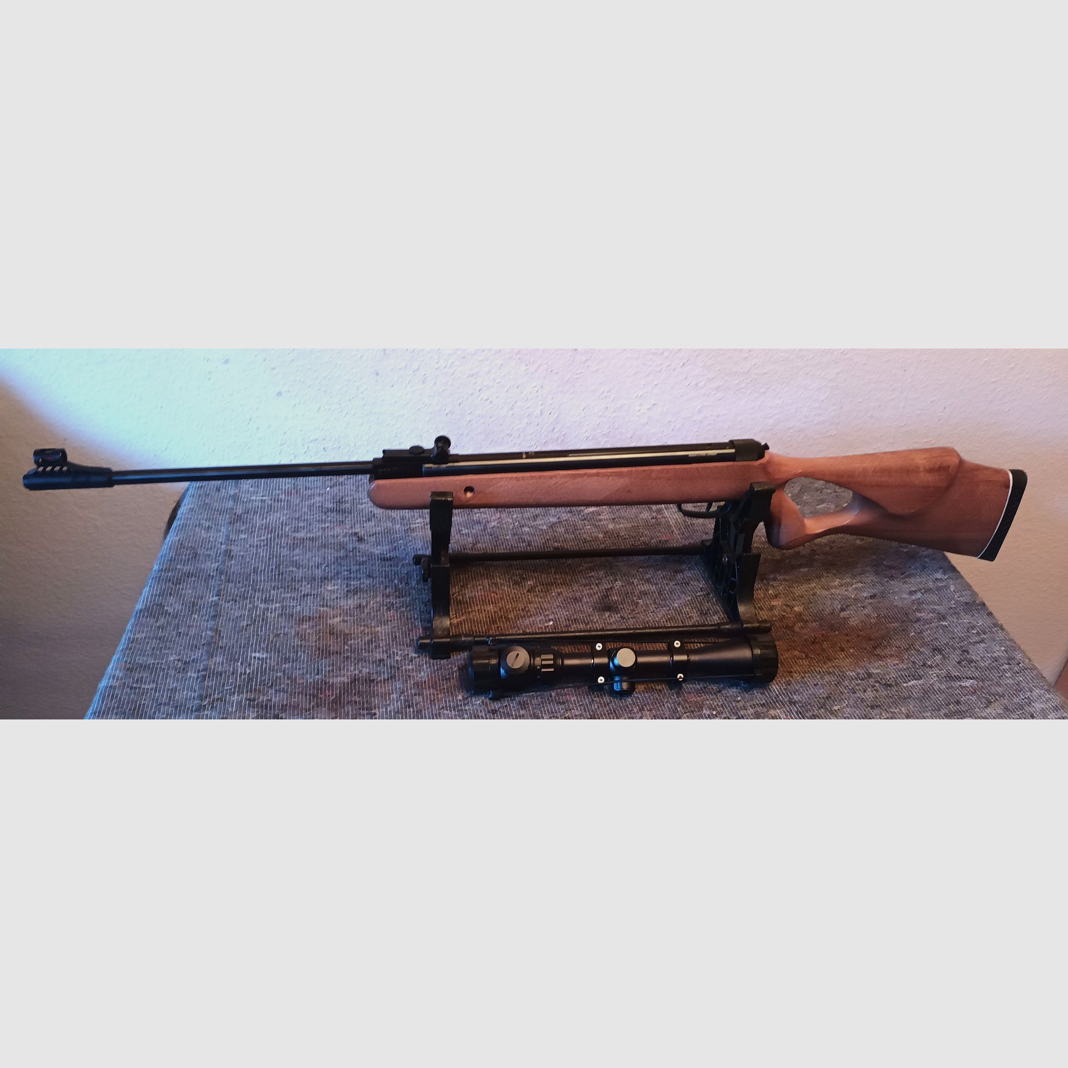 DIANA -deux-cinquante-NEUF-ÉTAT