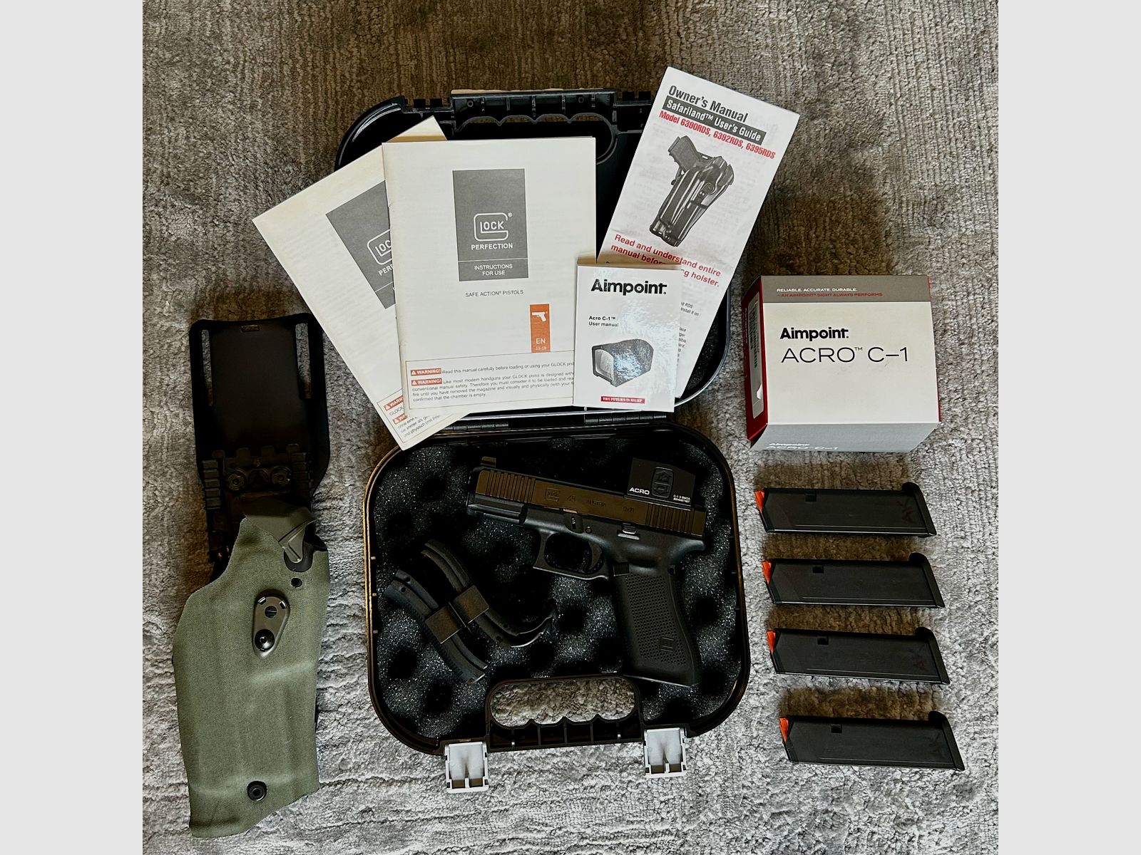 Glock 45 MOS FS Kal. 9mm + AIMPOINT ACRO + SAFARILAND Holster