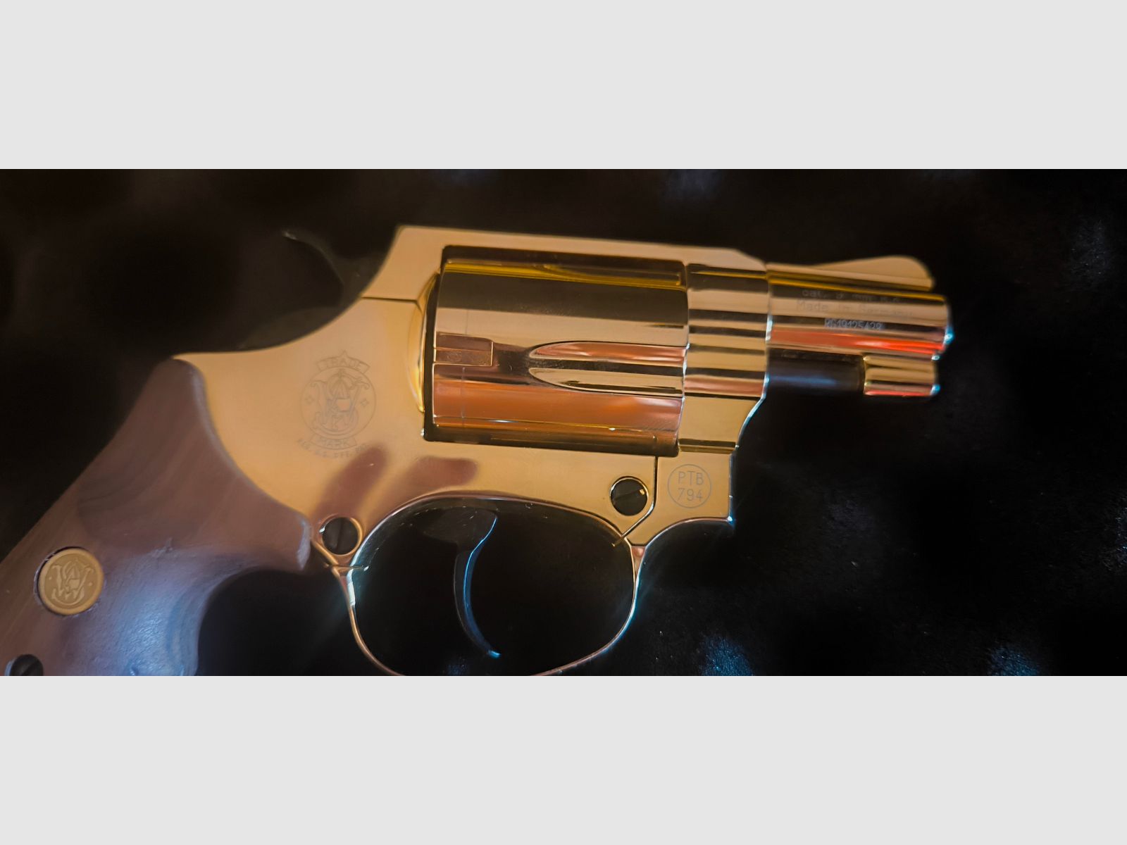 Revolver 9mmRK, 24Karat Vergoldet & Ungeschossen von Smith & Wesson, Modell Chiefs Special