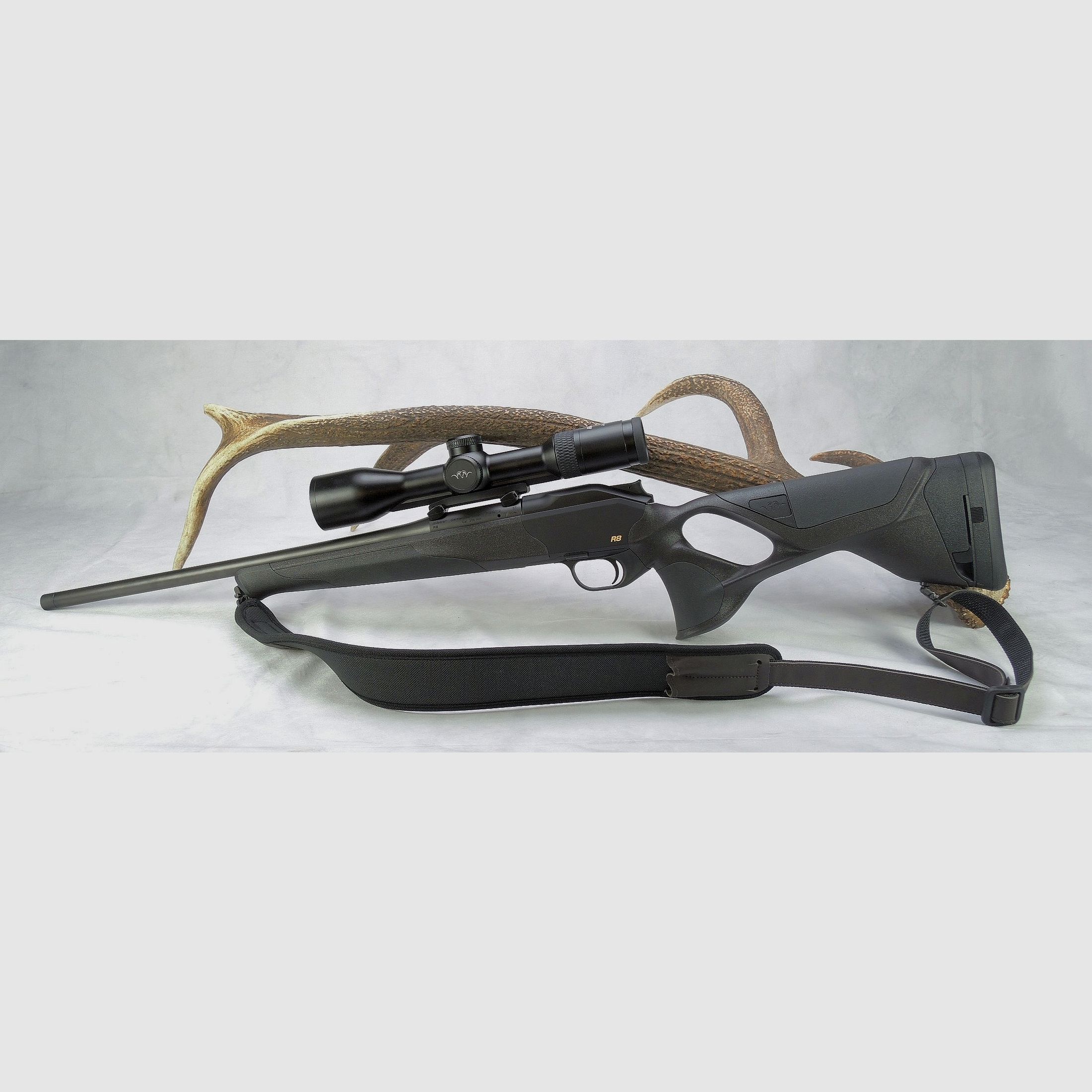 R8 Ultimate Kal. 308Win. 52cm B2 2-12x50 iC Schiene