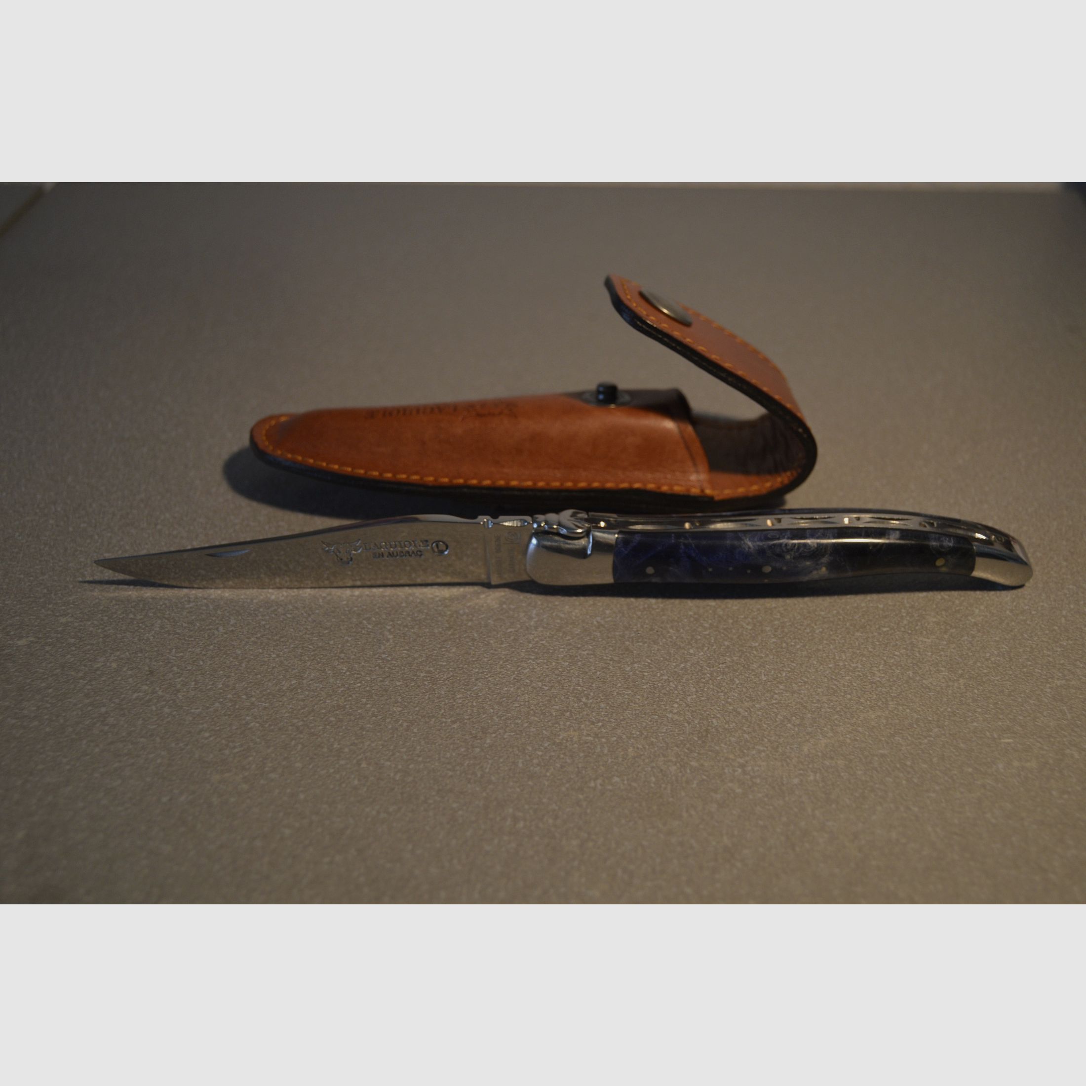 Laguiole en Aubrac ORIGINAL coltello tascabile con custodia in pelle