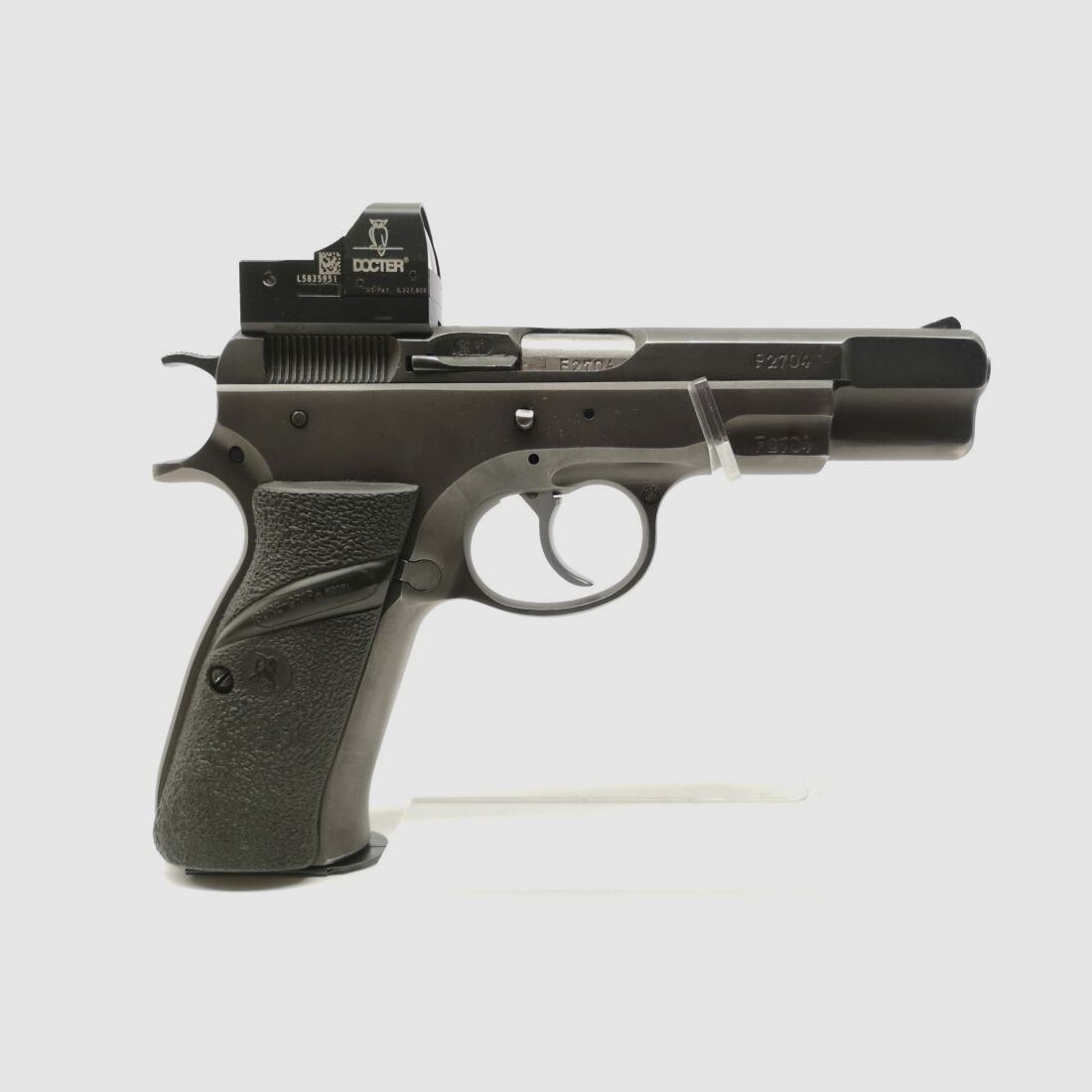 CZ Uhersky Brod Mod. 75 con WS "Kadet" e Docter Sight