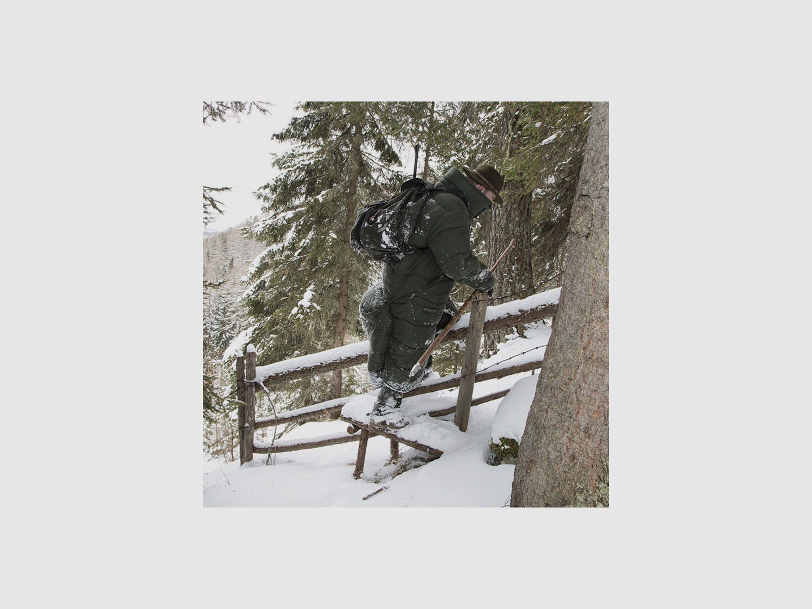 CARINTHIA Manteau d'entrée avec partie pour les pieds en fausse fourrure (Taille XL)