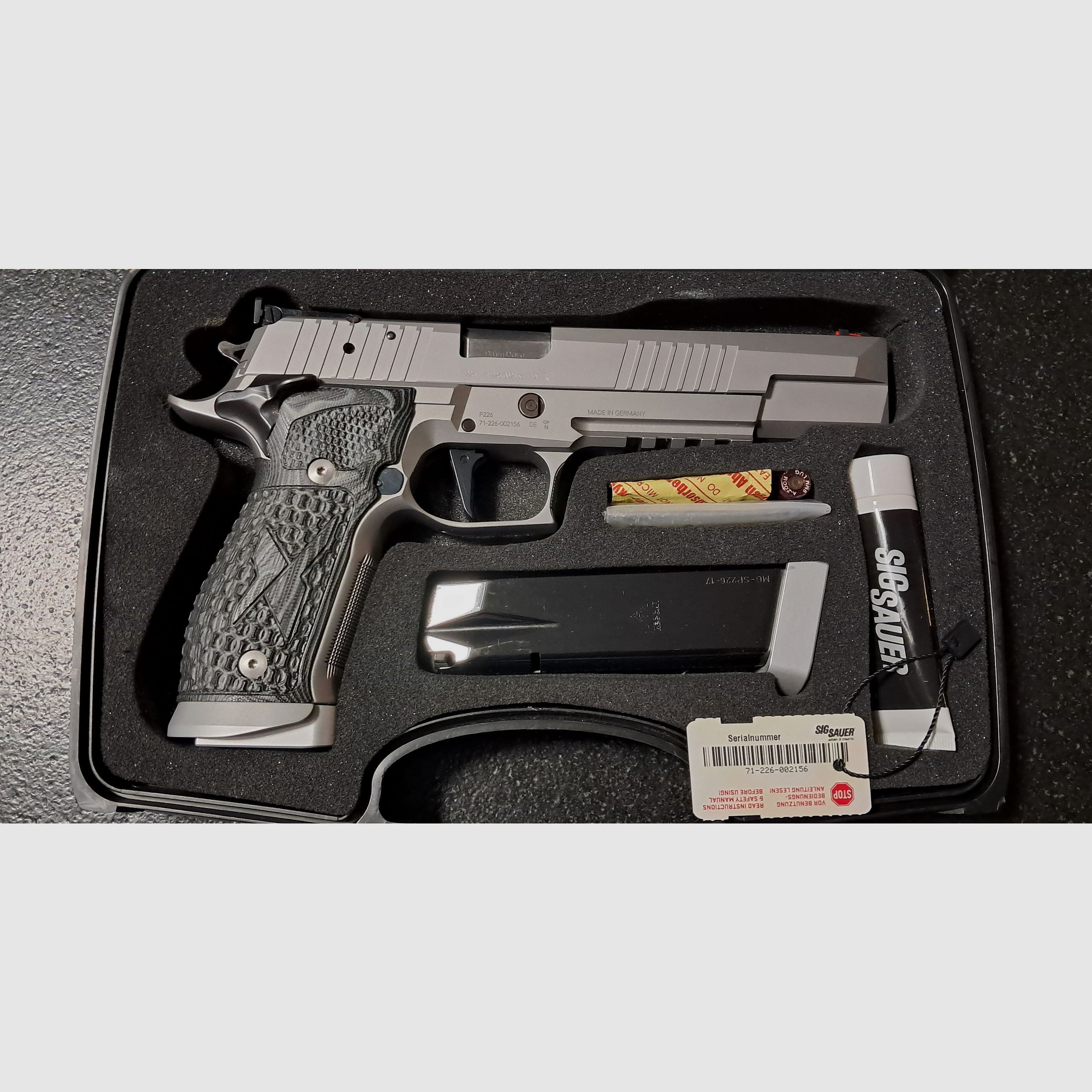 Sig Sauer X - Six Supermatch, caliber 9 mm with accessories