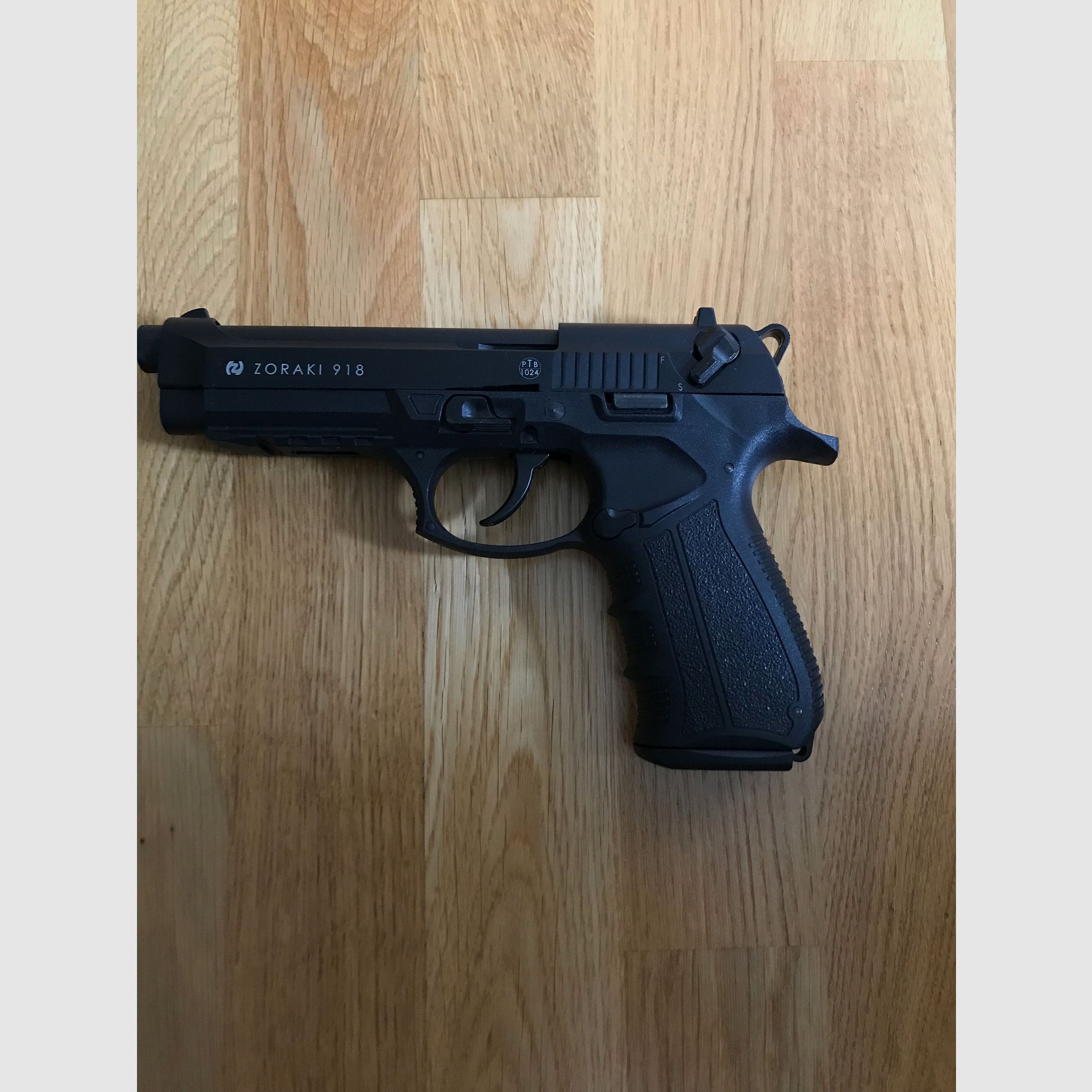 Zoraki 918 9mm P. A.