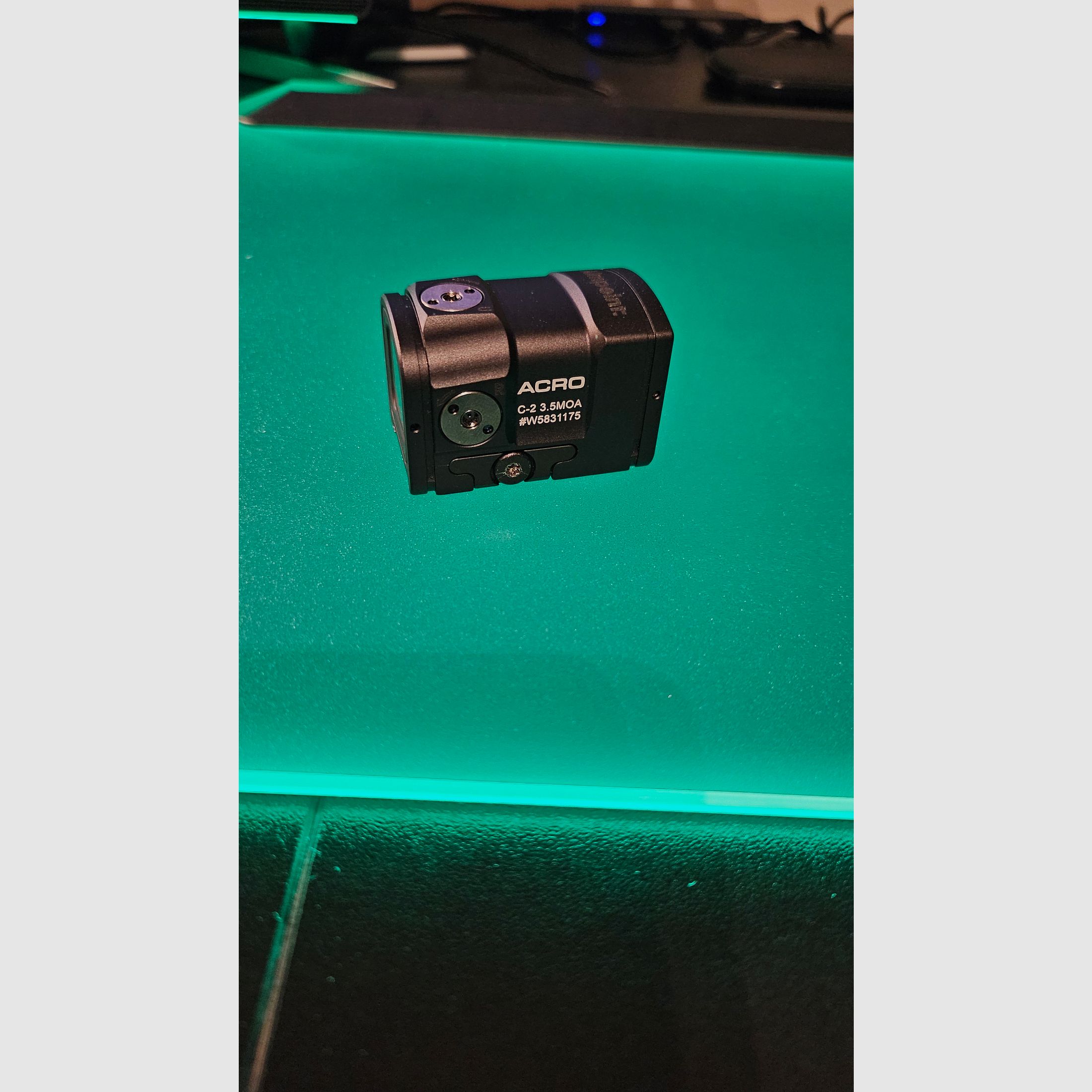 Aimpoint Acro® C-2 con piastra di adattamento per Walther PDP SD 5.1