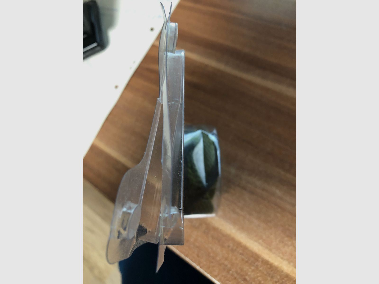 Corde de nettoyage pour armes de poing et plusieurs carabines.