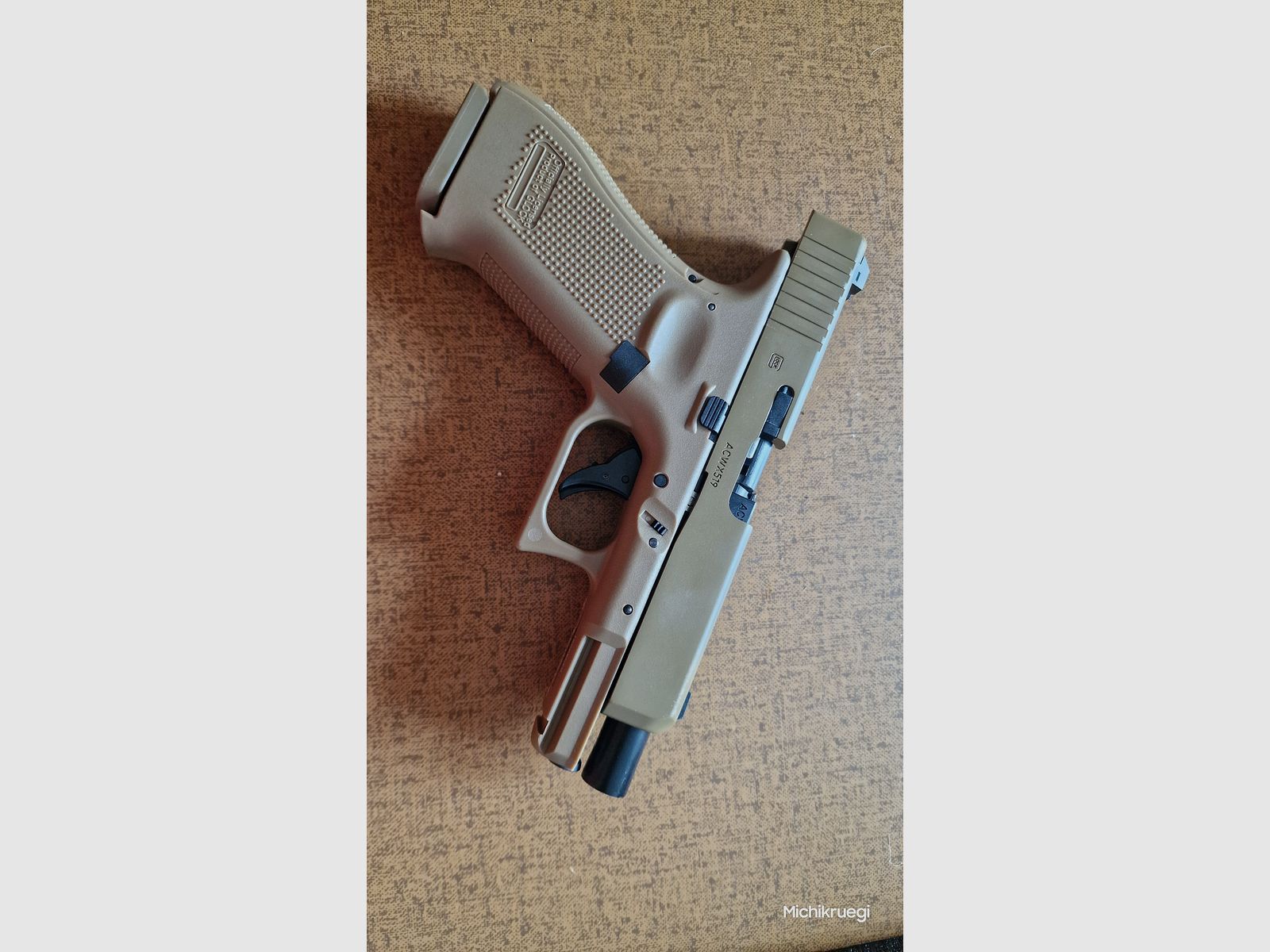GLOCK 19X , Co2 , Blowback