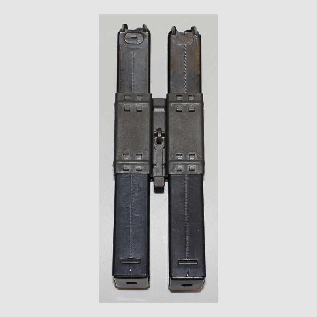 Clip del caricatore Heckler & Koch, HK MP5; HK SP5; SAR M41/05 e simili, nuovo, originale produzione Heckler & Koch, immagine 8 di 10