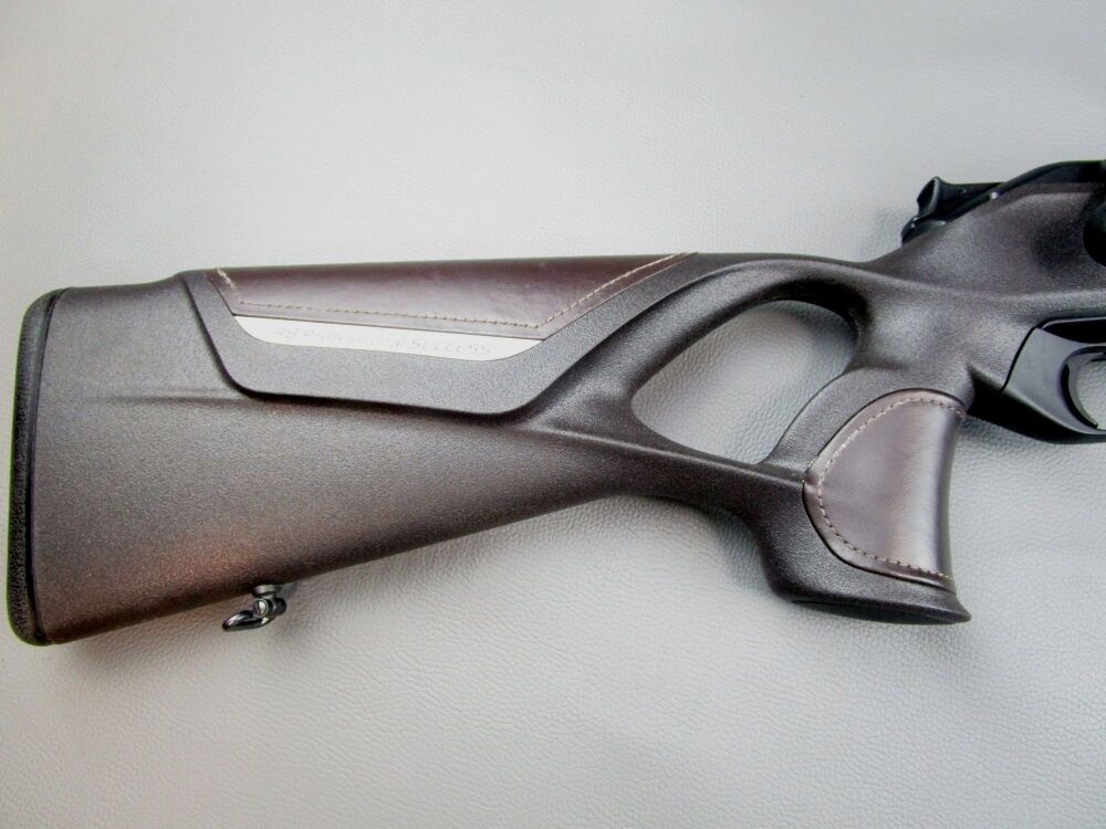 Blaser R8 Professional Success -Links mit Kammergriff rechts