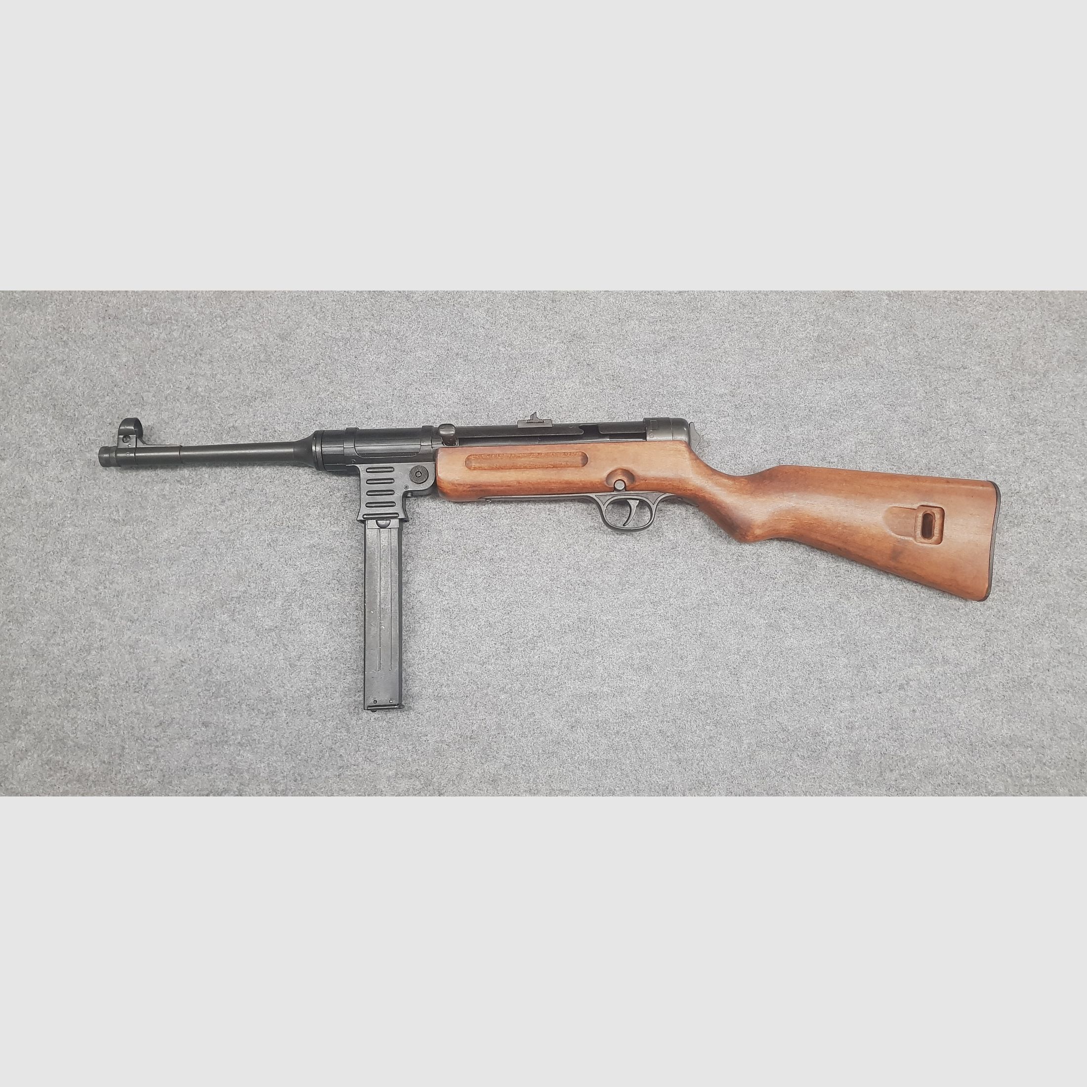 Schmeisser MP41 Maschinenpistole Deko Modell Denix