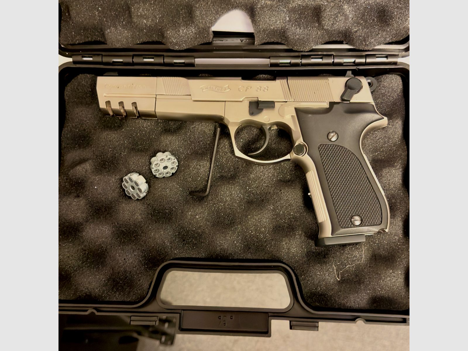 Walther CO2 Pistolet CP88 Competition de 2026, image 1 sur 3