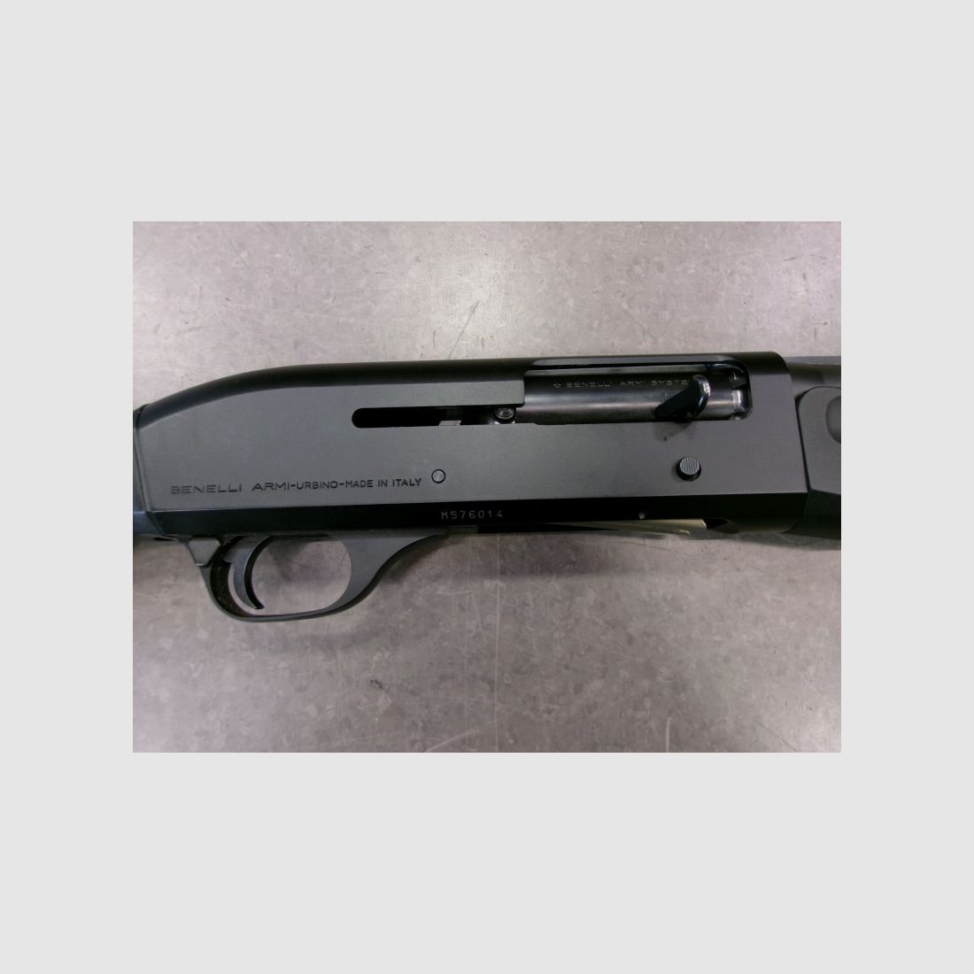 BENELLI M1 SUPER 90 12 Ga used, image 4 of 11