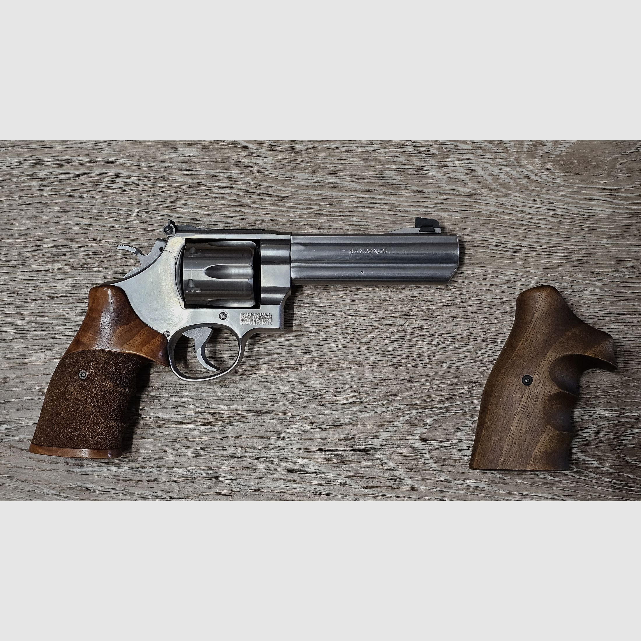 Smith & Wesson 629-4 Performance Center "Classic Powerport" .44 Mag. barrel length 5", special edition (1996), Pre-Lock, Nill grips, original case, speedloader