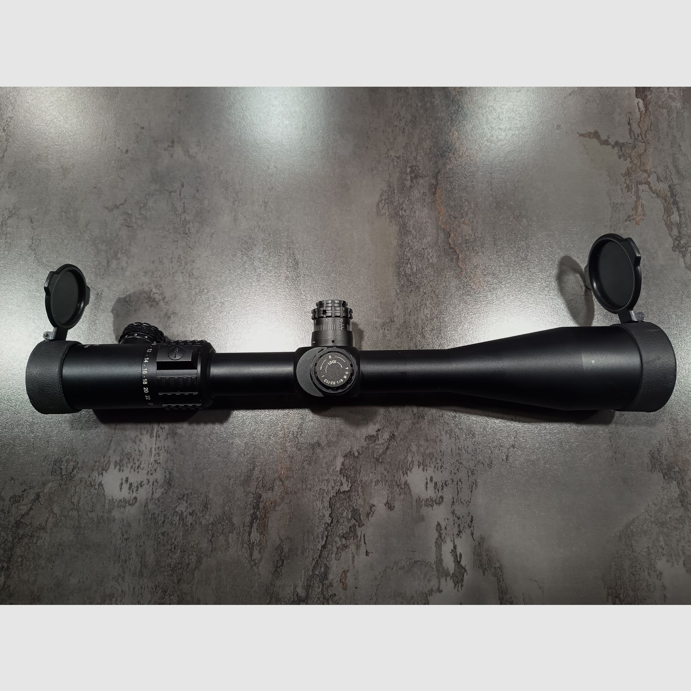 Falke 8,5-25x50 TAC Mil-Dot reticolo verde/rosso scope, immagine 1 di 7