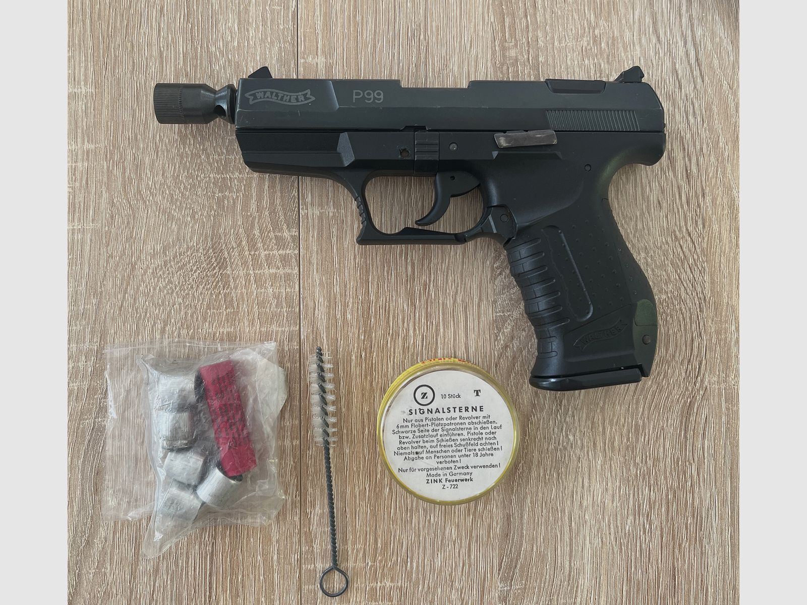 Walther P99 - 9mm P.A.K. - pistola de fogueo