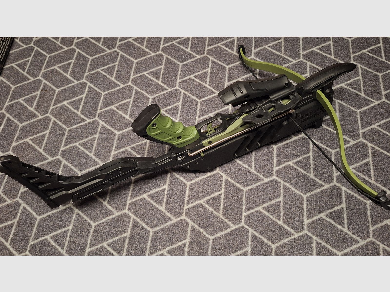 Pistolen-Armbrust "Snake Hunter" 7Schuß Magazin/Red Dot/Tasche-NEU!