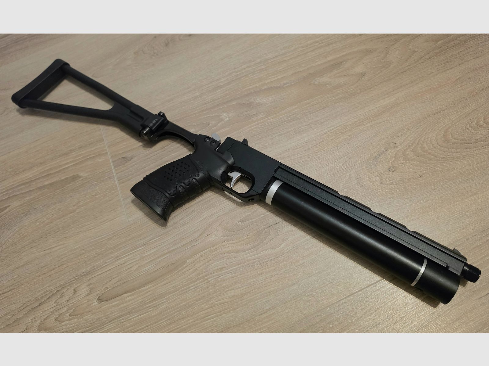 AirmaX PP700S-A PCP air pistol .177 / 4.5 mm – incl. suppressor adapter & folding stock, image 2 of 5