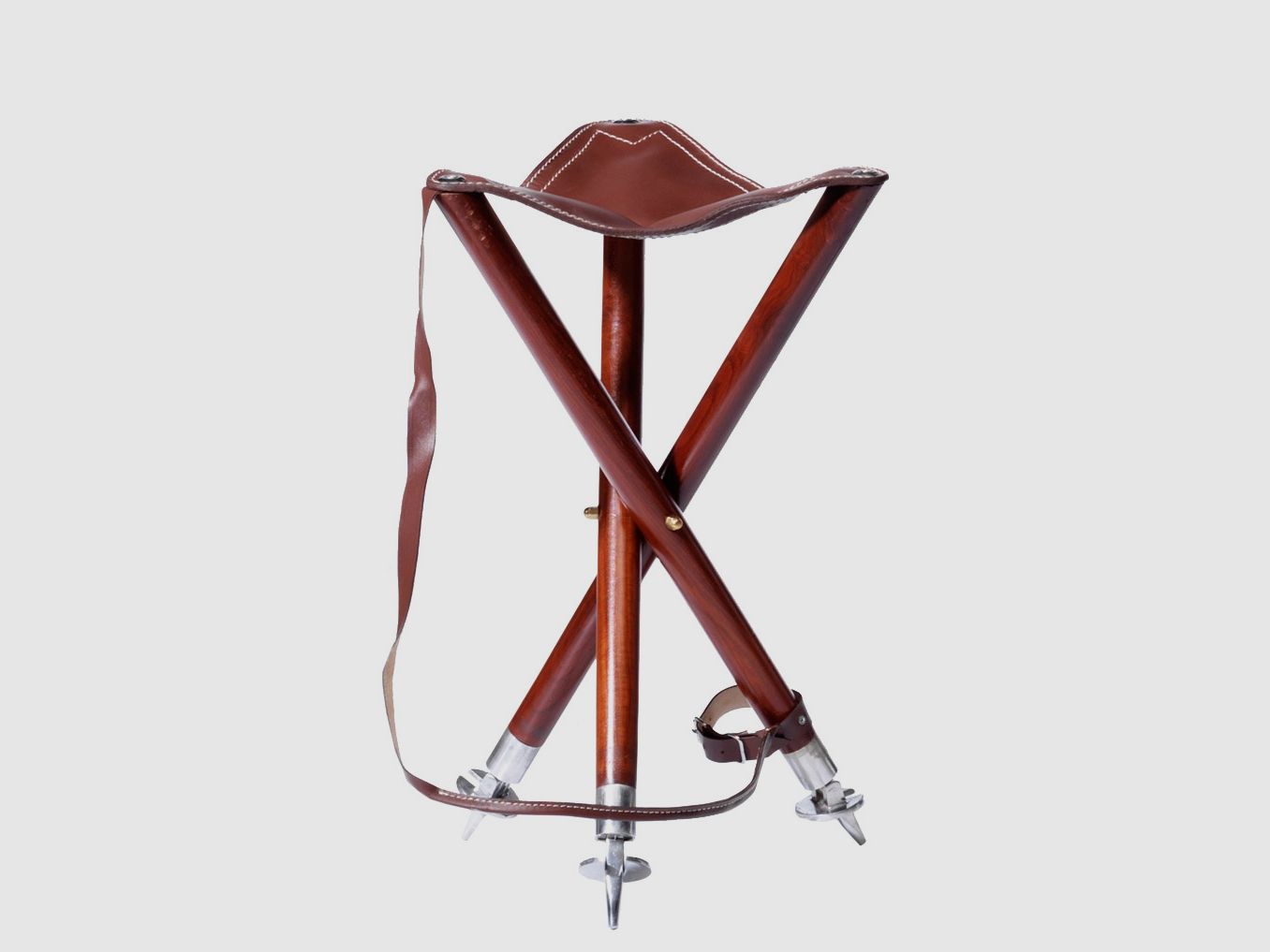 Dreibein-Ansitzstuhl mit Tell. Sitzhöhe 55cm