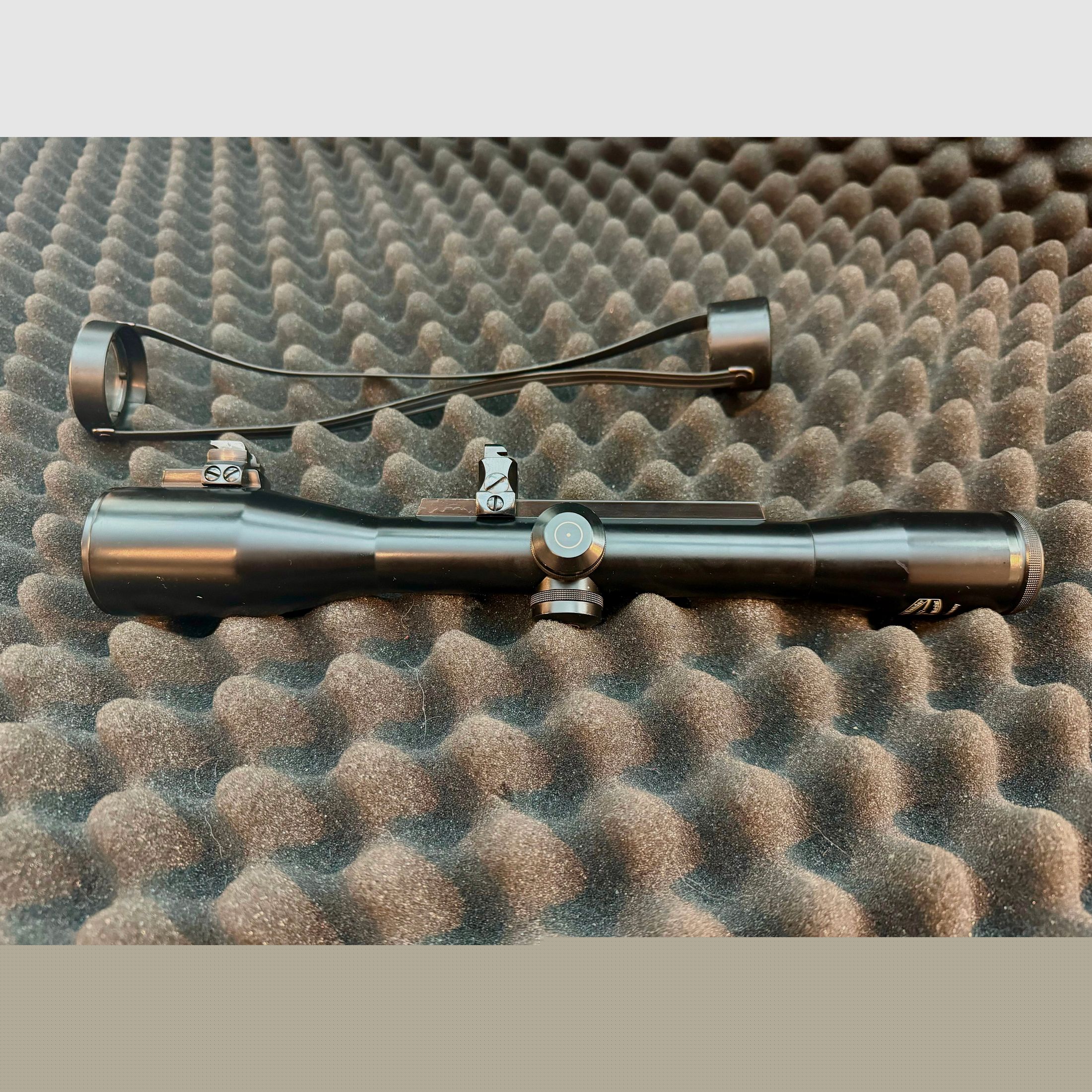Schmidt & Bender, 6x42, Absehen 4, Außenschiene