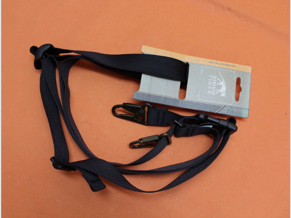 Tasmanian Tiger TT Tactical Sling 040 nero: Cinghia a 3 punti in nylon nera con 2 moschettoni