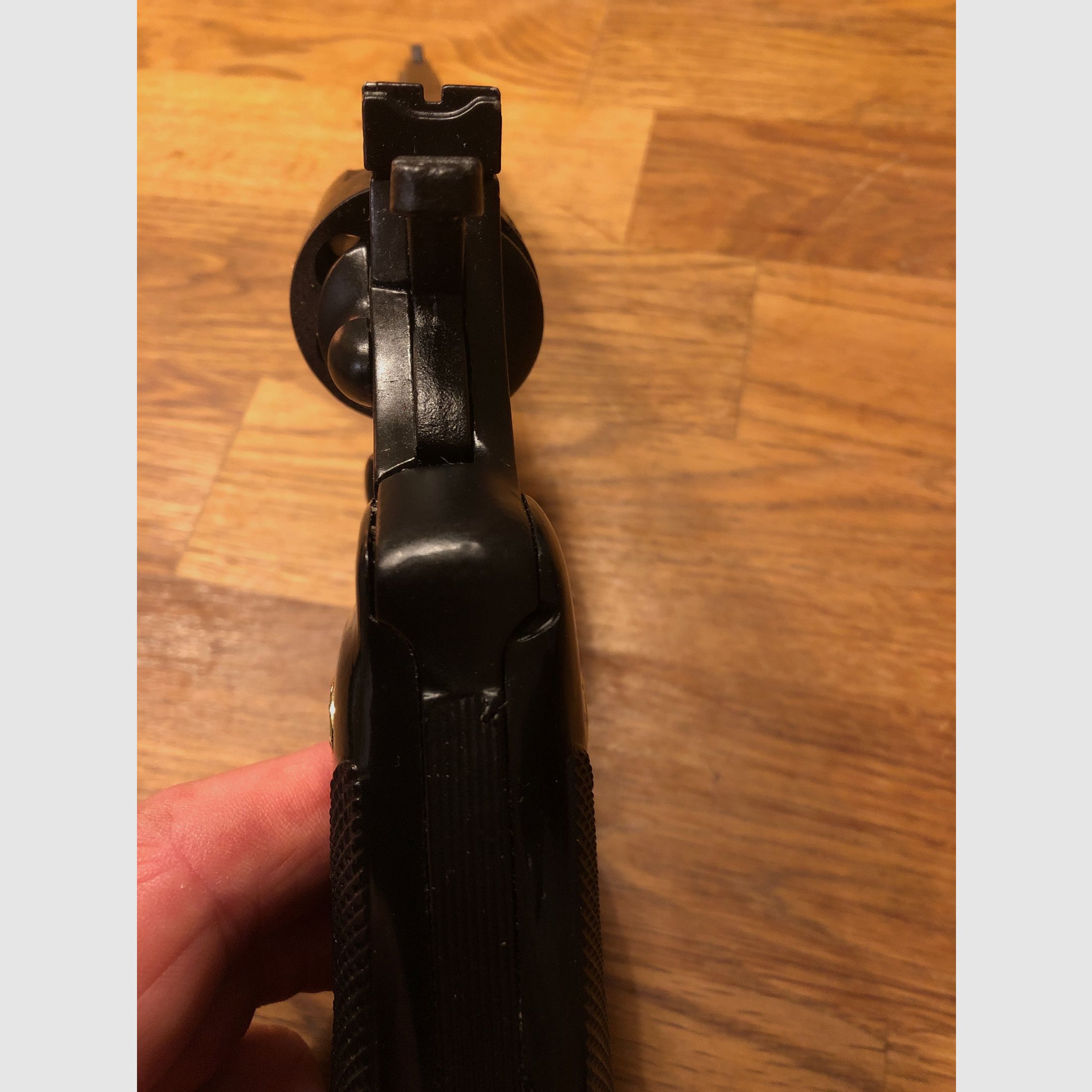 2 pistolas de fogueo Umarex Python en venta