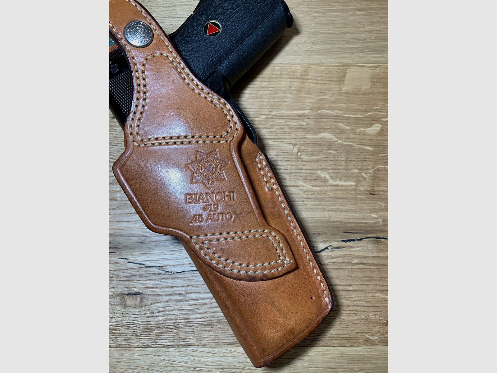 Bianchi # 19 Lederholster .45 Auto passend für Colt Mod. 1911, OHNE Pistole