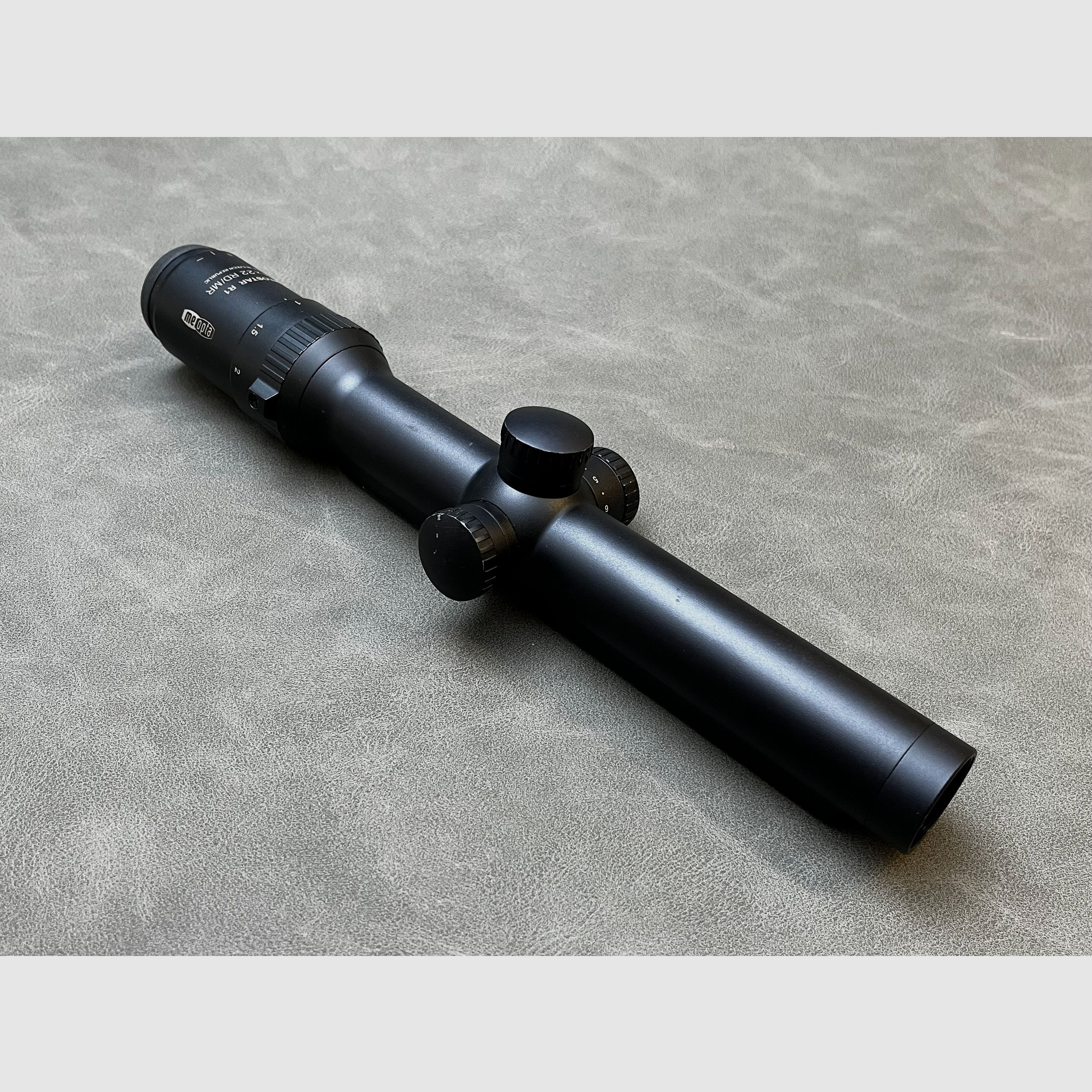 Meopta Meostar R1 1-4x22 RD/MR met Zeiss rail