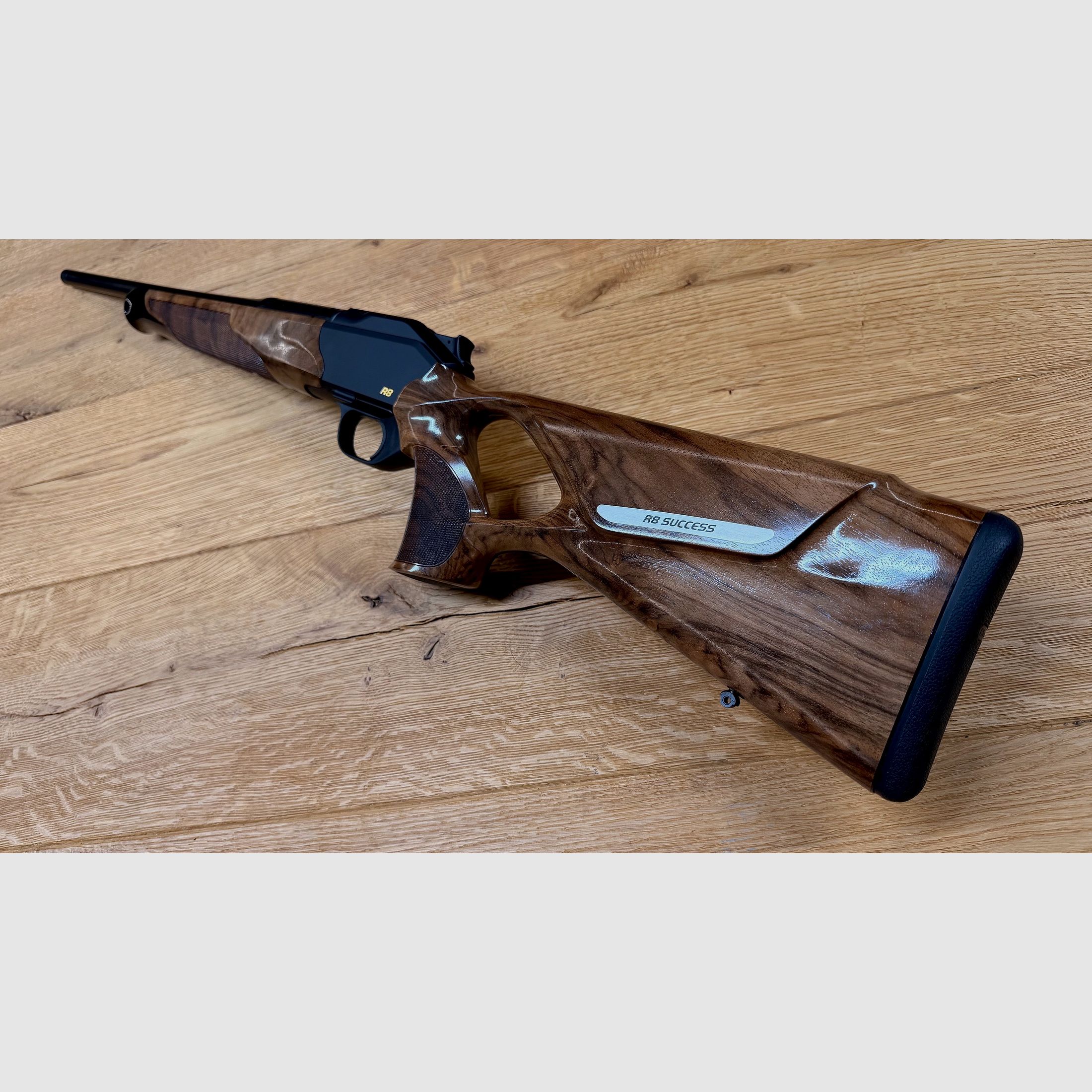 Blaser R8 Success / Holzklasse 4 / Kaliber u. Lauflänge nach Wahl / absolute Gelegenheit