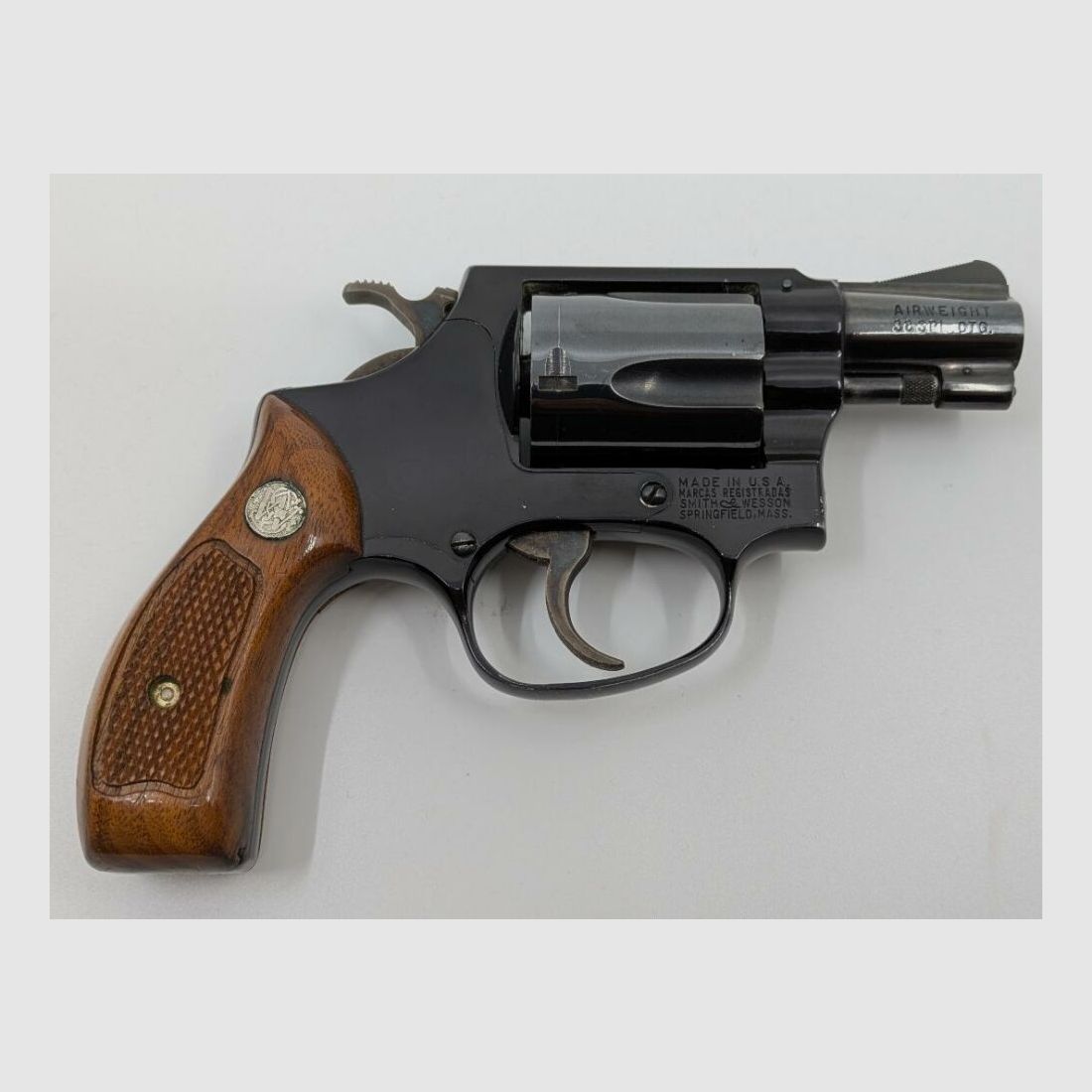 S&W 37