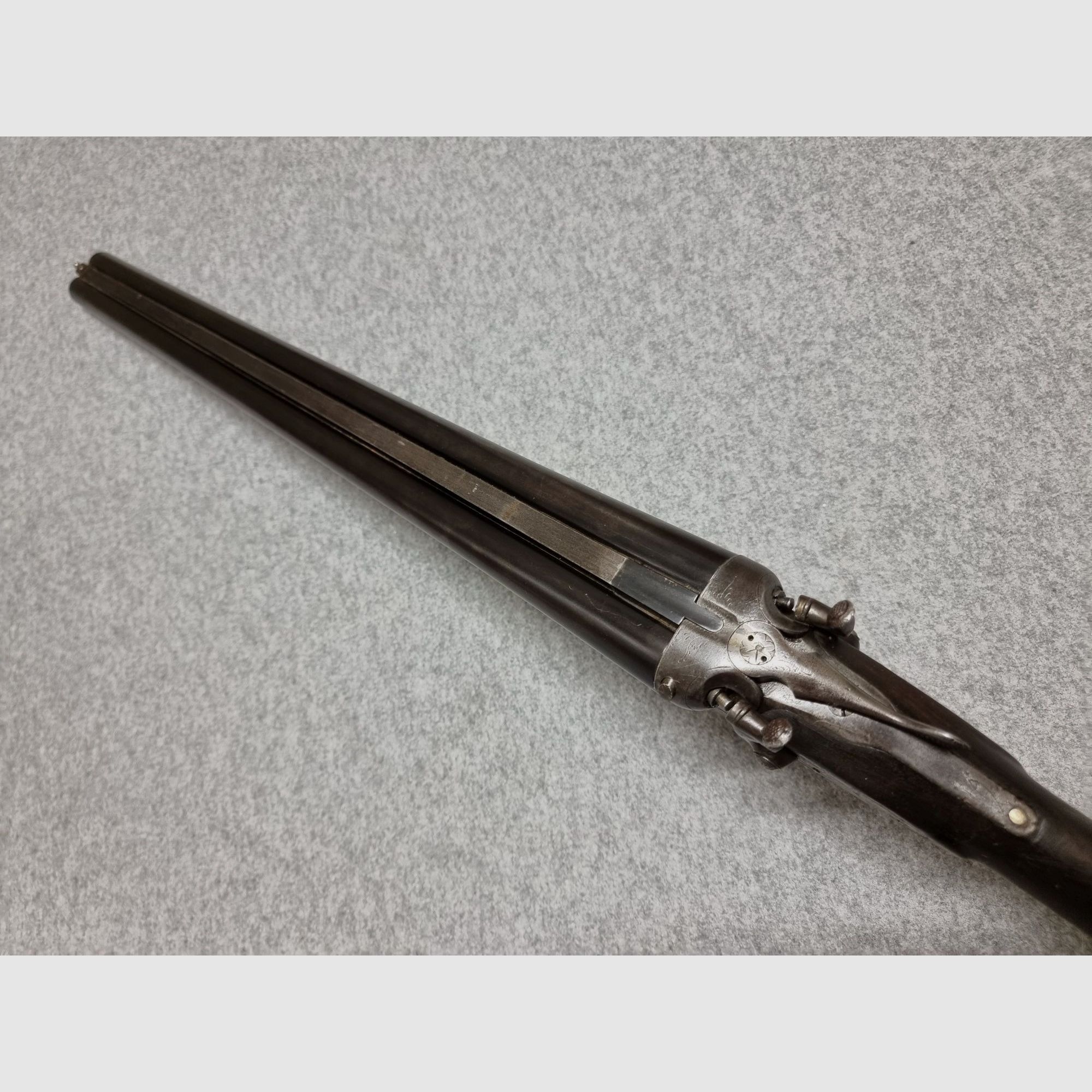 Escopeta histórica de cochero - Bayard Pieper - escopeta de percutor 16/70 con culata inglesa