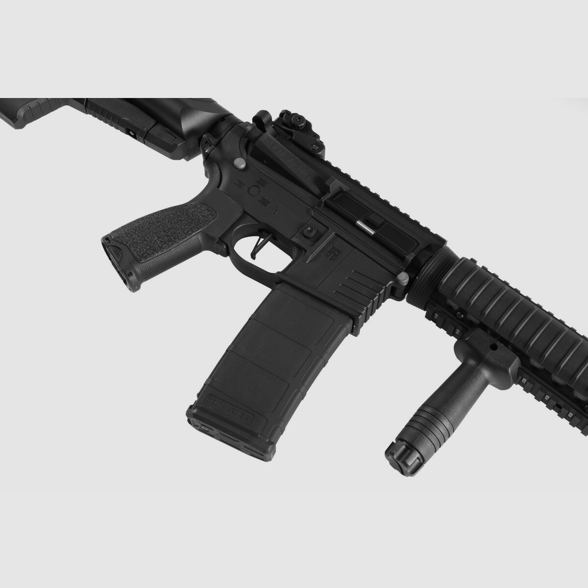 AR15 CQB-R BRAVO Delta Armory Black S-AEG Airsoft Rifle Free from 18 Years