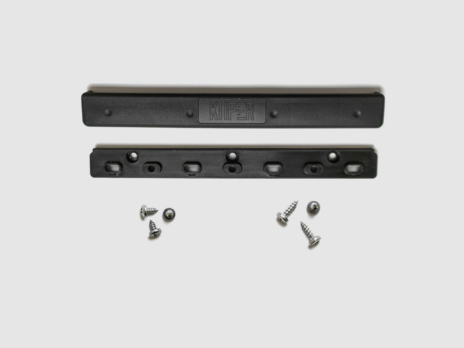 Bottom closure strip for KiiPER