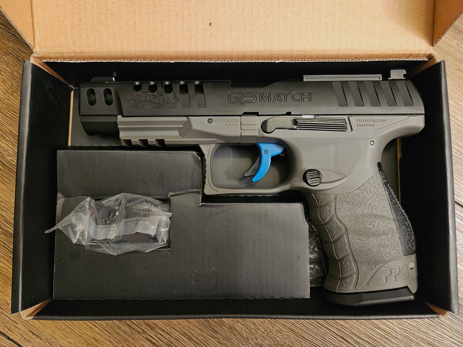 Pistola ad aria compressa Walther Q5 Match Pistolen