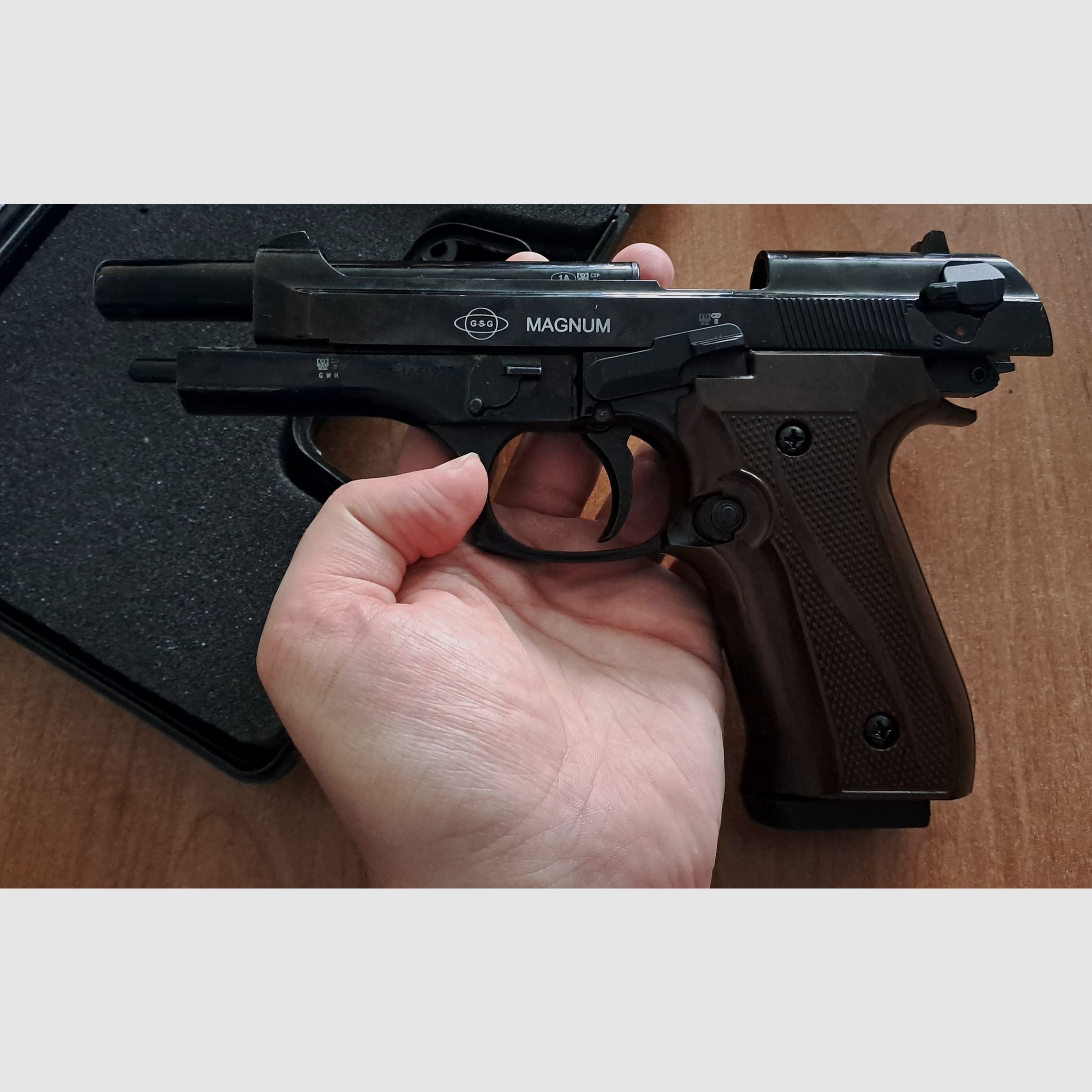 Ekol Firat Magnum PTB 973 en calibre 9mm Bang avec accessoires !