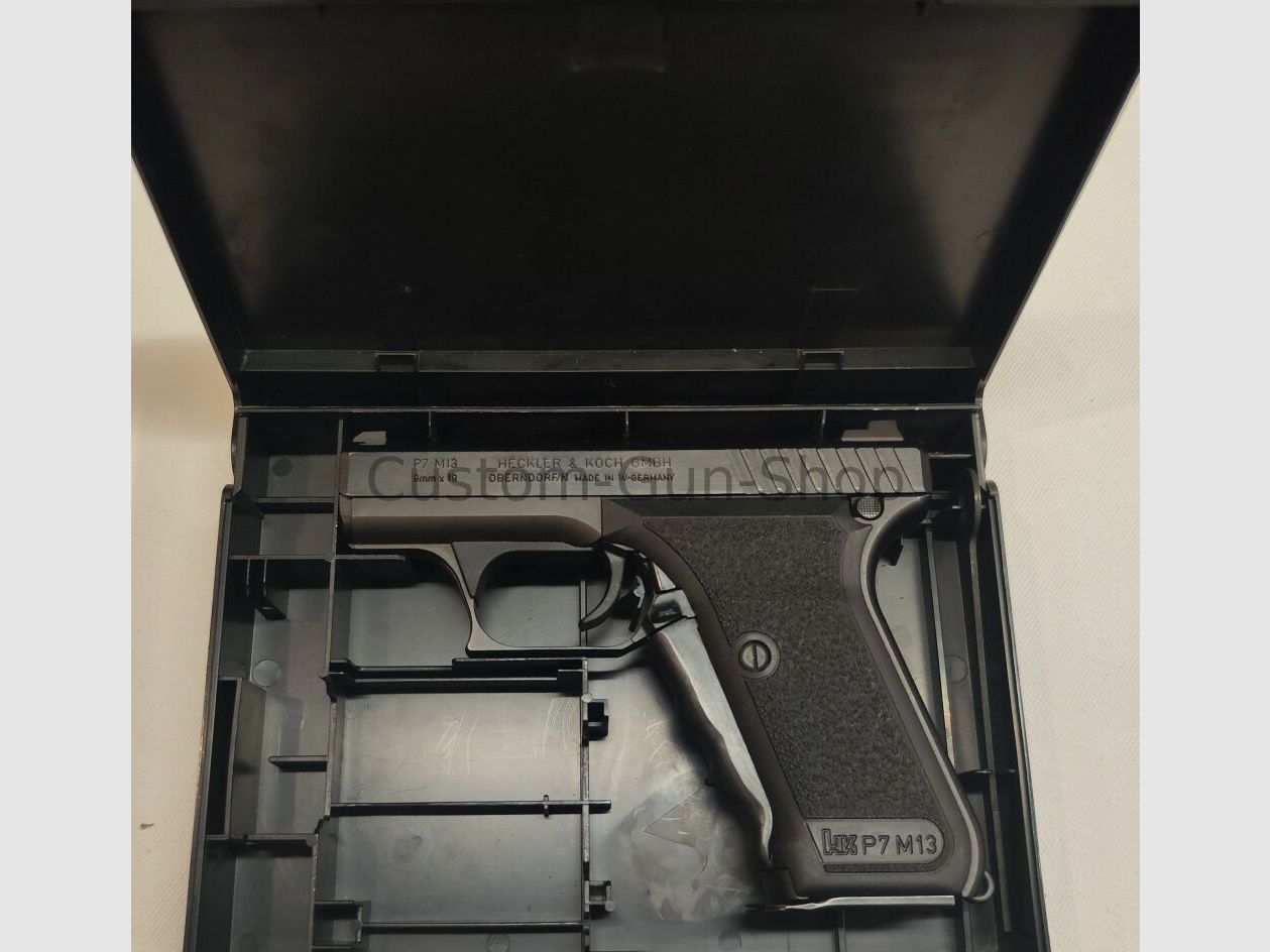 Heckler & Koch P7 M13