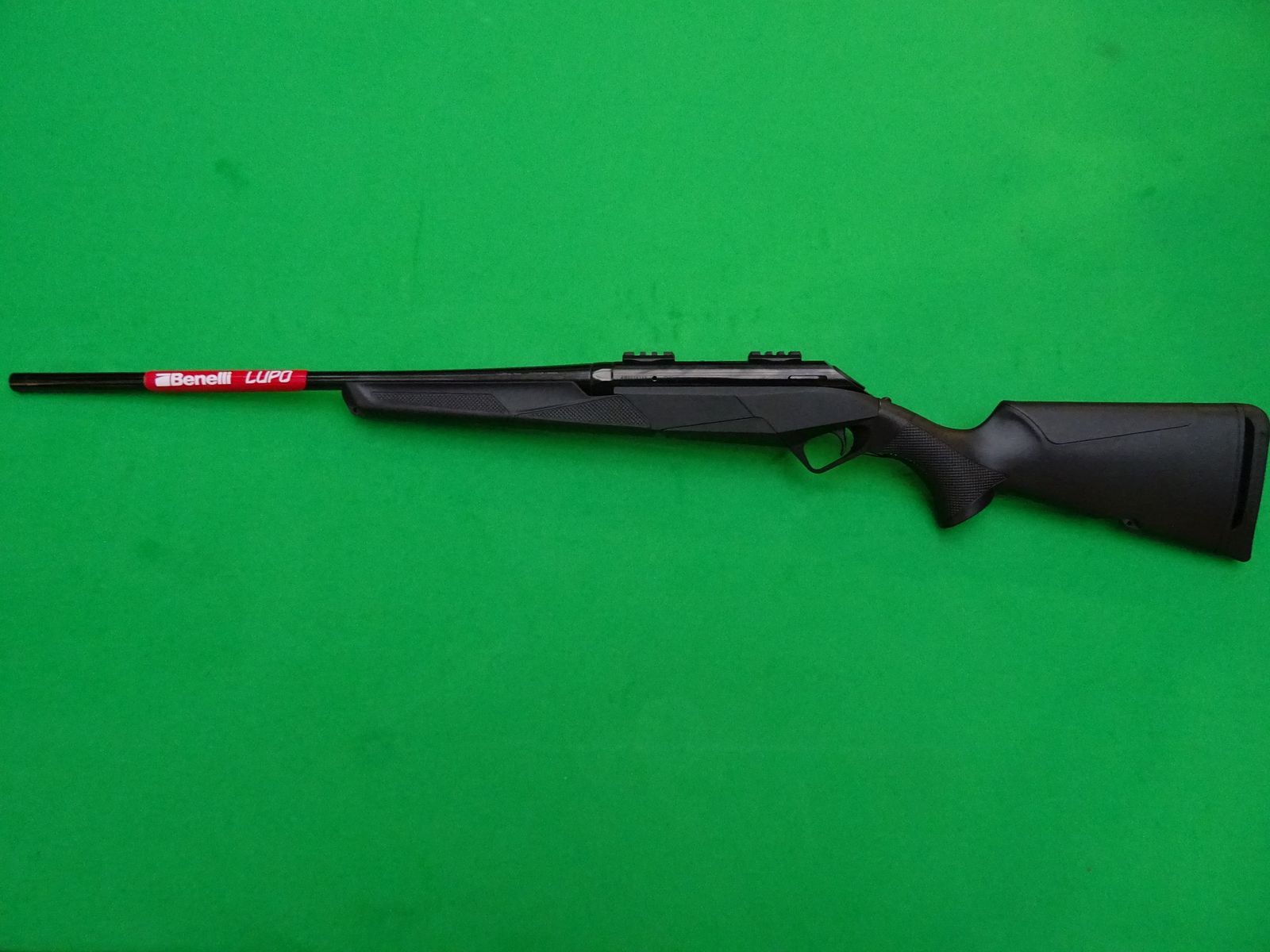 Repetierer Benelli Lupo