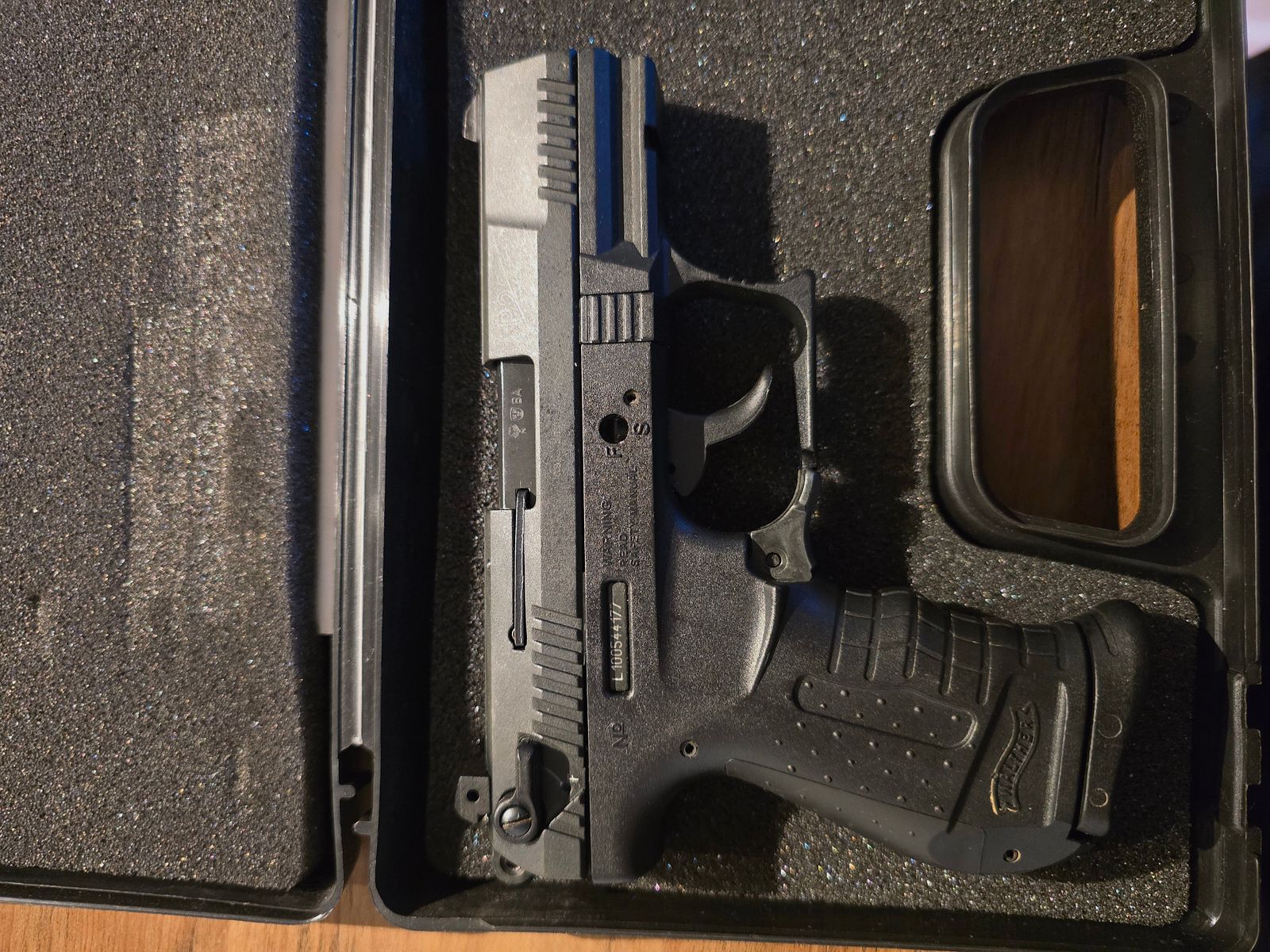 Walther p22 Gas -Signal Cal.9mm P.A.K Nur Abholung!, Bild 1 von 3