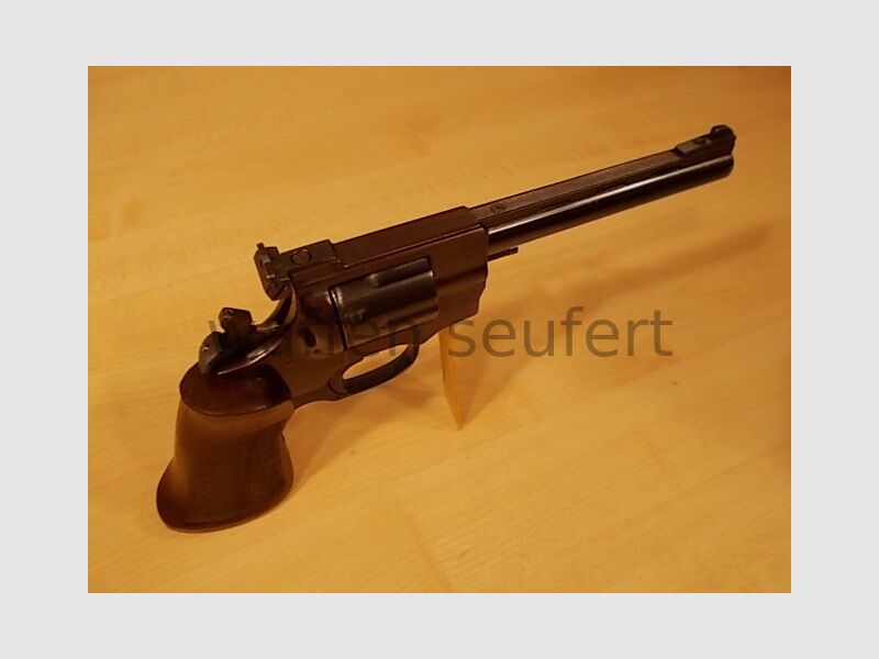 Weihrauch Arminius HW 9ST. with steel frame