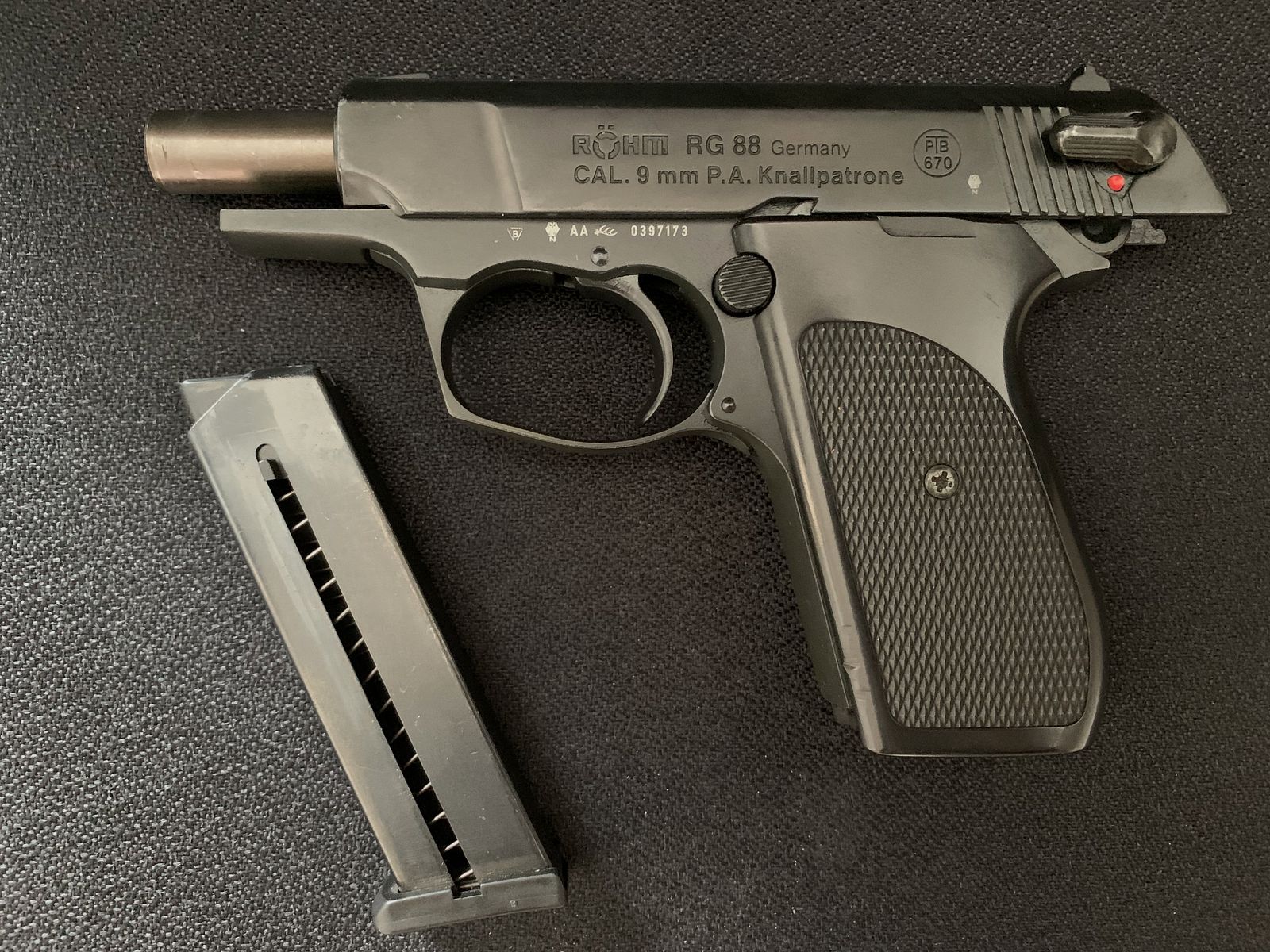 Röhm RG 88 PTB 670 9mm P.A.K.