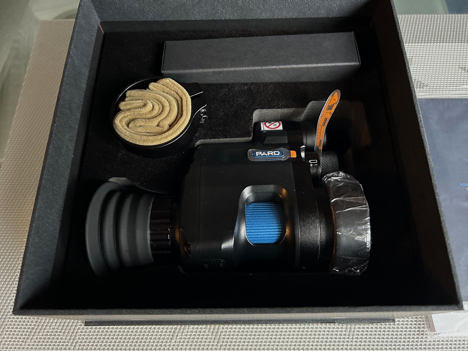 PARD NV007V2 940 nm night vision attachment – like new – invoice 14.07.2026 – original packaging