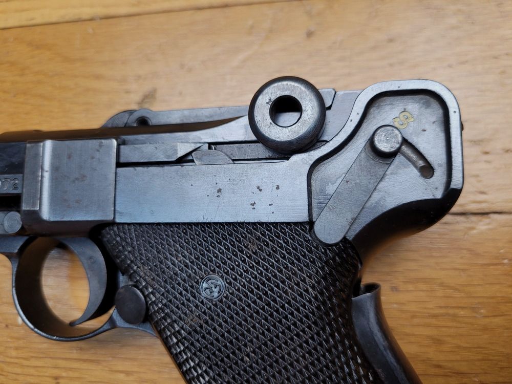 Bellissimo Luger svizzero P06/1929 – cal. 7,65 Parabellum – uno degli ultimi prodotti – Esemplare molto raro per il mercato civile (uno dei 317!) – monomatricola – caricatore a modello – Condizioni eccellenti!, immagine 5 di 19
