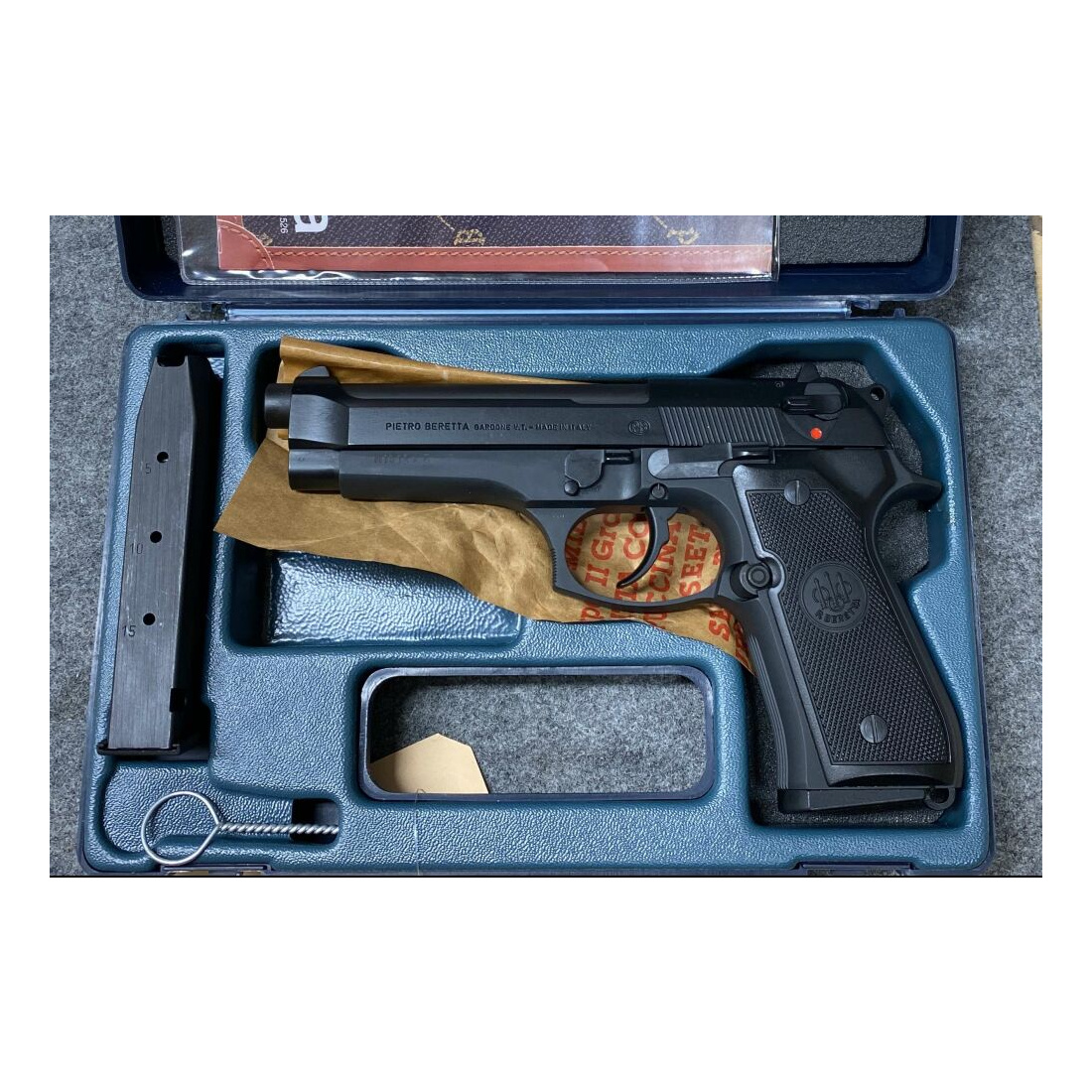 Beretta 92 FS	 9mmLuger
